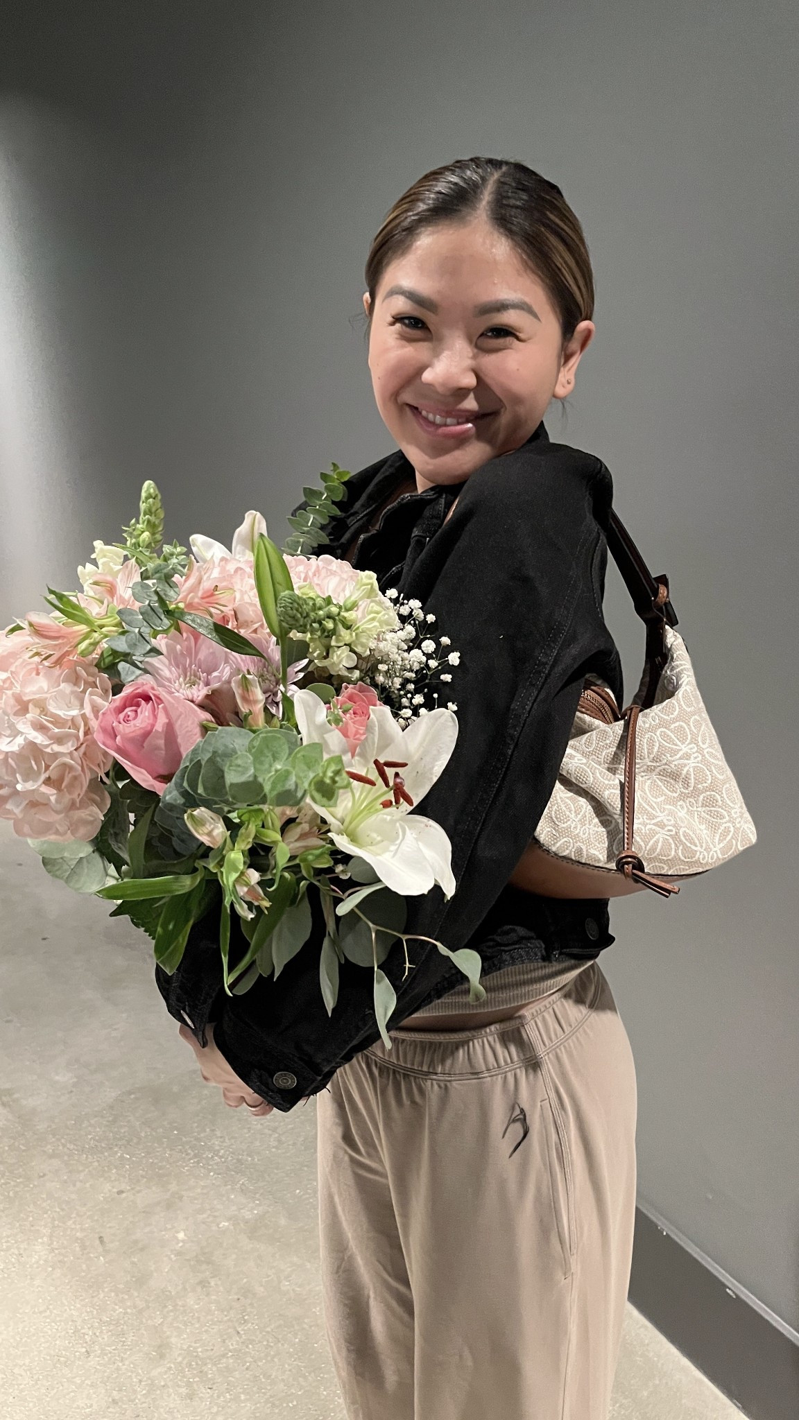 Thankful for the sweetest friends in my life 🥹💕 I’m going thru a lot so it’s nice to be seen. Kindness is free - give it away bc it’s something everyone needs 🥳

Thrifted black denim jacket
Skims racer back tank
Aritzia lounge pants
Loewe Cubi handbag 

#LTKStyleTip #LTKItBag #LTKPetite