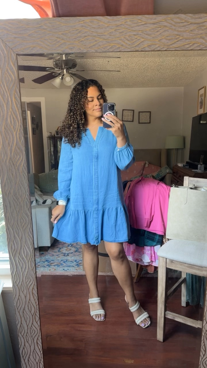 Cutie little denim dress! And ZERO gaping!! 

#LTKSeasonal #LTKBacktoSchool #LTKMidsize