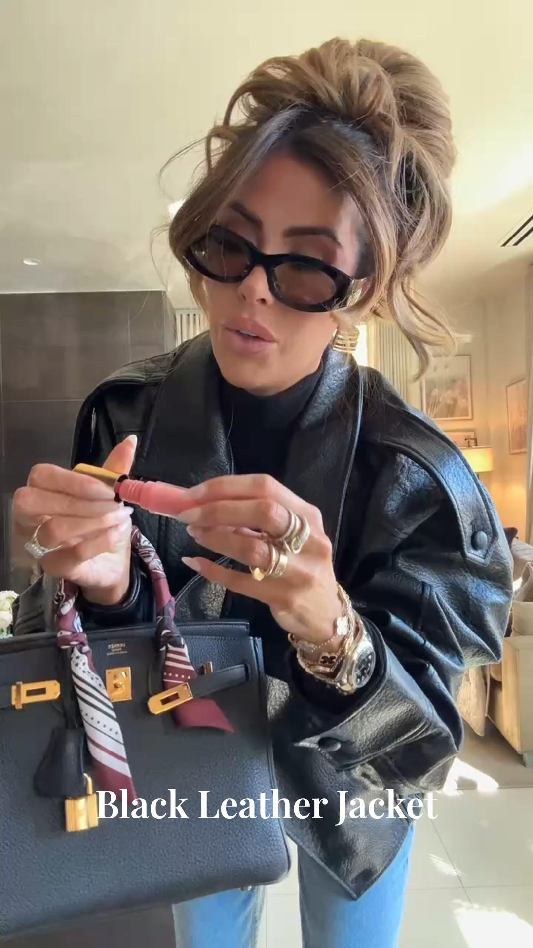 Ugh I love fall fashion 😍 Aspen outfit check! Wearing size small in the jacket and US 4 in the jeans. 

Zara jacket, leather jacket, Aspen outfit idea, fall outfit idea, Emily Ann Gemma



#LTKSeasonal #LTKItBag #LTKStyleTip