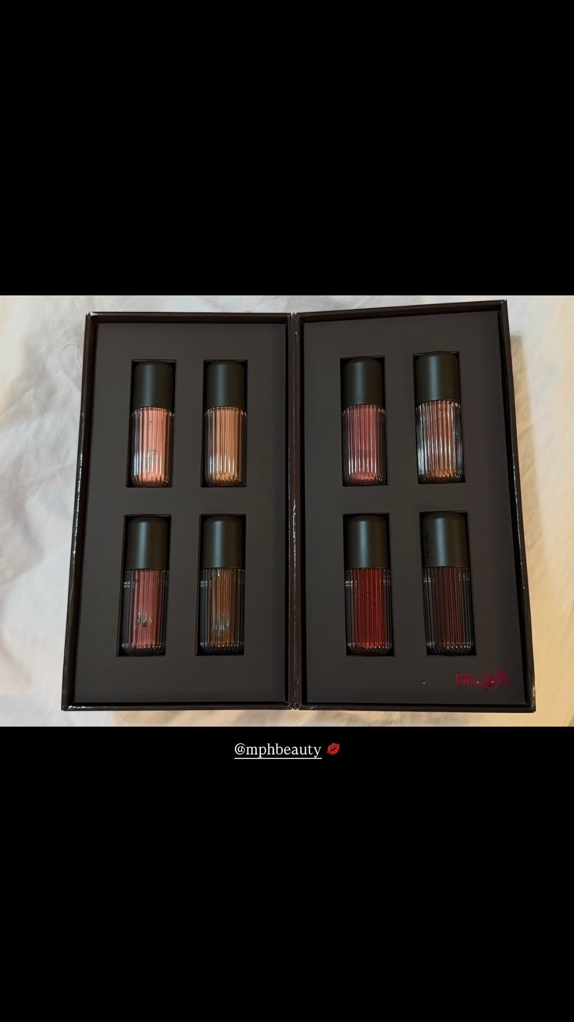 New lip gloss from mphbeauty 💋

#LTKdayinmylife #LTKBeauty #LTKgrwm