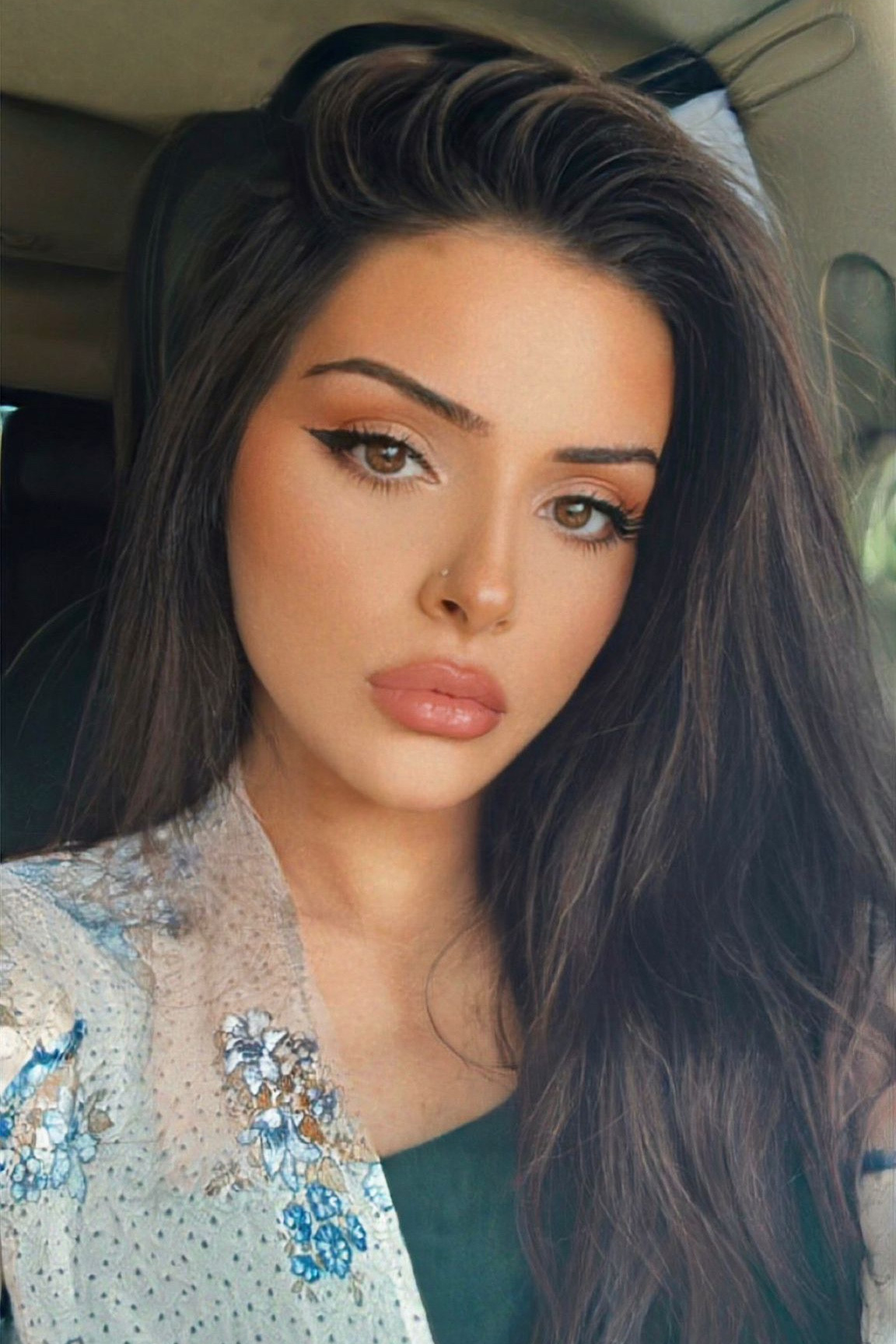 Full glam , holiday glam , holiday makeup , bronze makeup , affordable makeup , makeup tutorial , beauty , winter makeup , winter skin , fall makeup , soft glam , soft makeup , holiday skin , holiday skincare , new years makeup , new year glam , holiday glam , holiday beauty 

#LTKSeasonal #LTKbeauty #LTKHoliday
