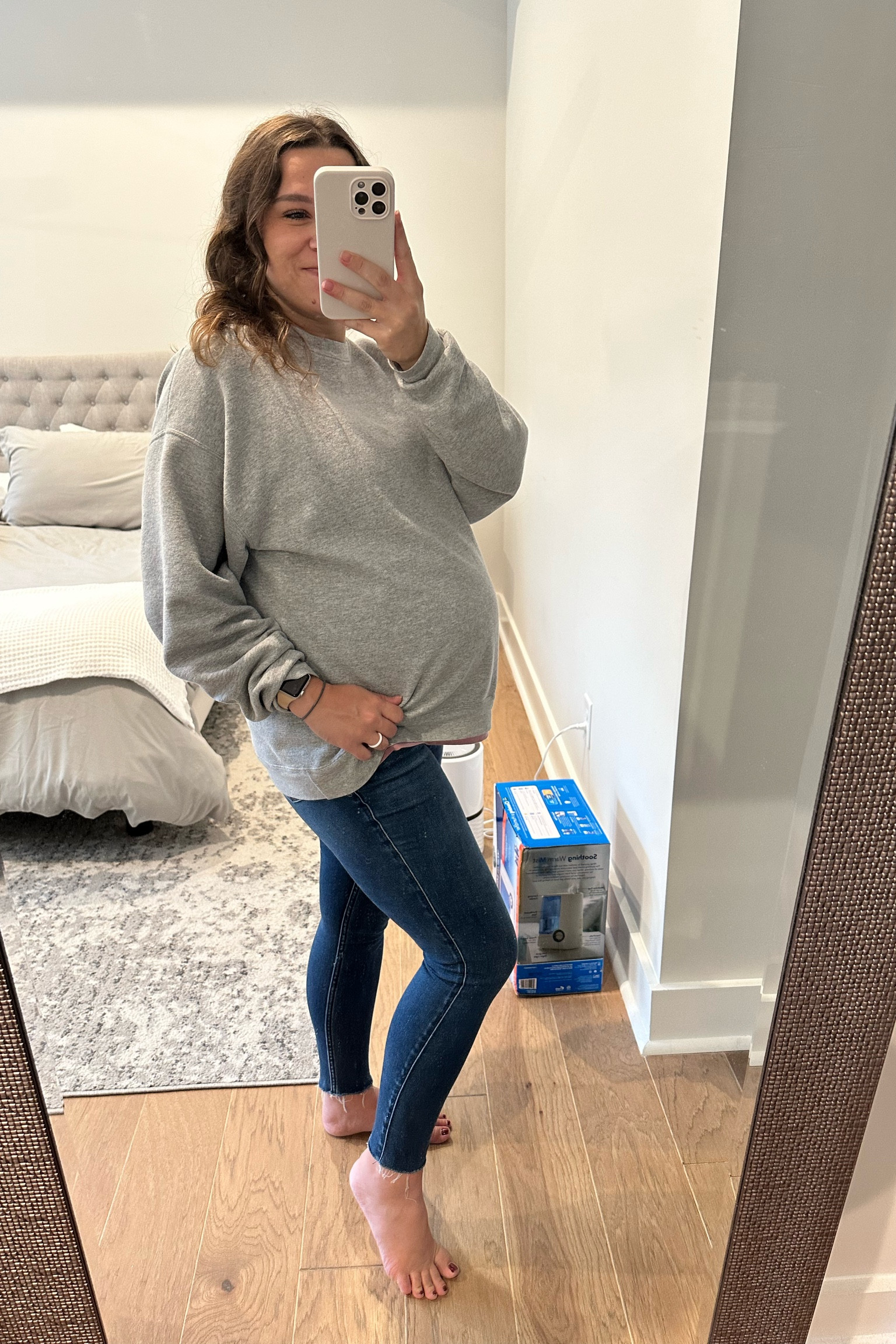 Ok this sweatshirt is not maternity obvi but I loved these before being pregnant and I’ll love them after. This one is actually Matt’s 😂🫣 so cheap and the BEST crewnecks

#LTKstyletip #LTKbump