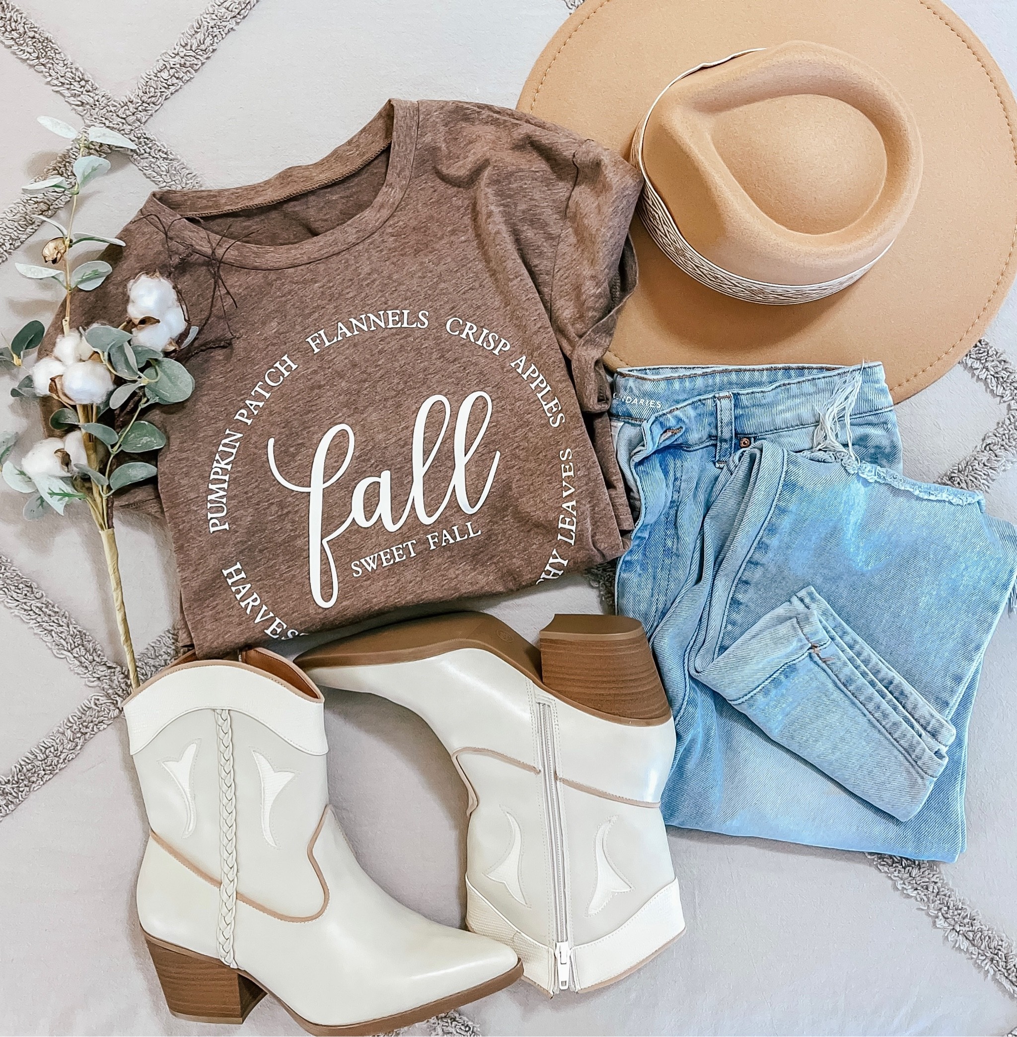 It’s officially fall, but when you live in Texas you reach for the short sleeves! 😂🫠 

This #fall graphic tee is under $20, and great quality for the price! Also, these white boots from @target are a must have for fall!! 🤩🍂
.
.
.
.
.
#fall #fallstyle #fallfashion #fallmusthaves #fallhat #falltshirt #falloutfit #flatlay #fallflatlay #fallinspo #fallgraphictee 

#LTKstyletip #LTKSeasonal #LTKunder50