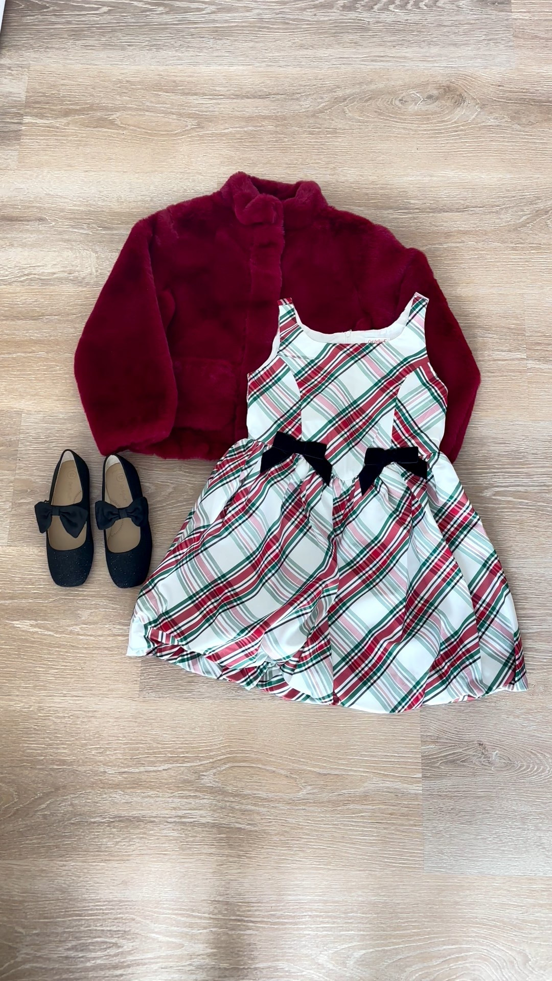 I found the CUTEST holiday outfit for little girls 🎄✨
My daughter is wearing this to her Christmas piano recital and I cannot handle how precious it is!
Girls' Plaid Bubble Dress in Cream/Red/Green with black bows paired with the Girls' Red Faux Fur Jacket + Girls' Black Bow Ballet Flats (adjustable strap + closed square toe) — classic, timeless, girly + festive.
Perfect for Christmas recitals, Santa photos, holiday parties, church, school concerts, and family gatherings. Linking everything below! 🎁
#LTKKids #LTKHoliday #KidsChristmasOutfits #HolidayKidsFashion #ChristmasOutfitIdeas #GirlsHolidayStyle #ToddlerChristmasDress #KidsHolidayLooks #FestiveKidsStyle #HolidayRecitalLook #ChristmasInspo #MomApprovedKidsFashion

#LTKHoliday #LTKSeasonal #LTKKids