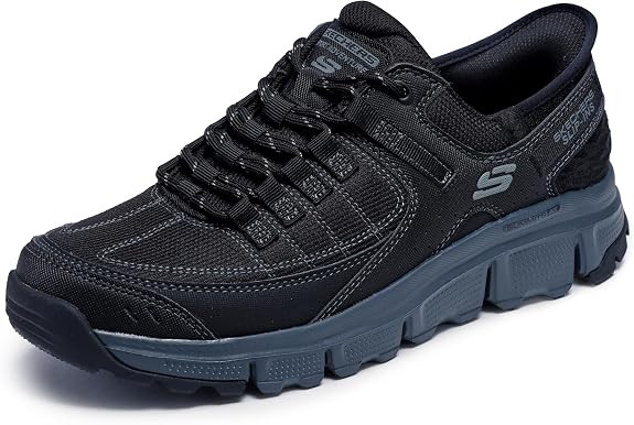 Skechers Men's Summits AT Hands Free Slip-in Sneaker | Amazon (US)