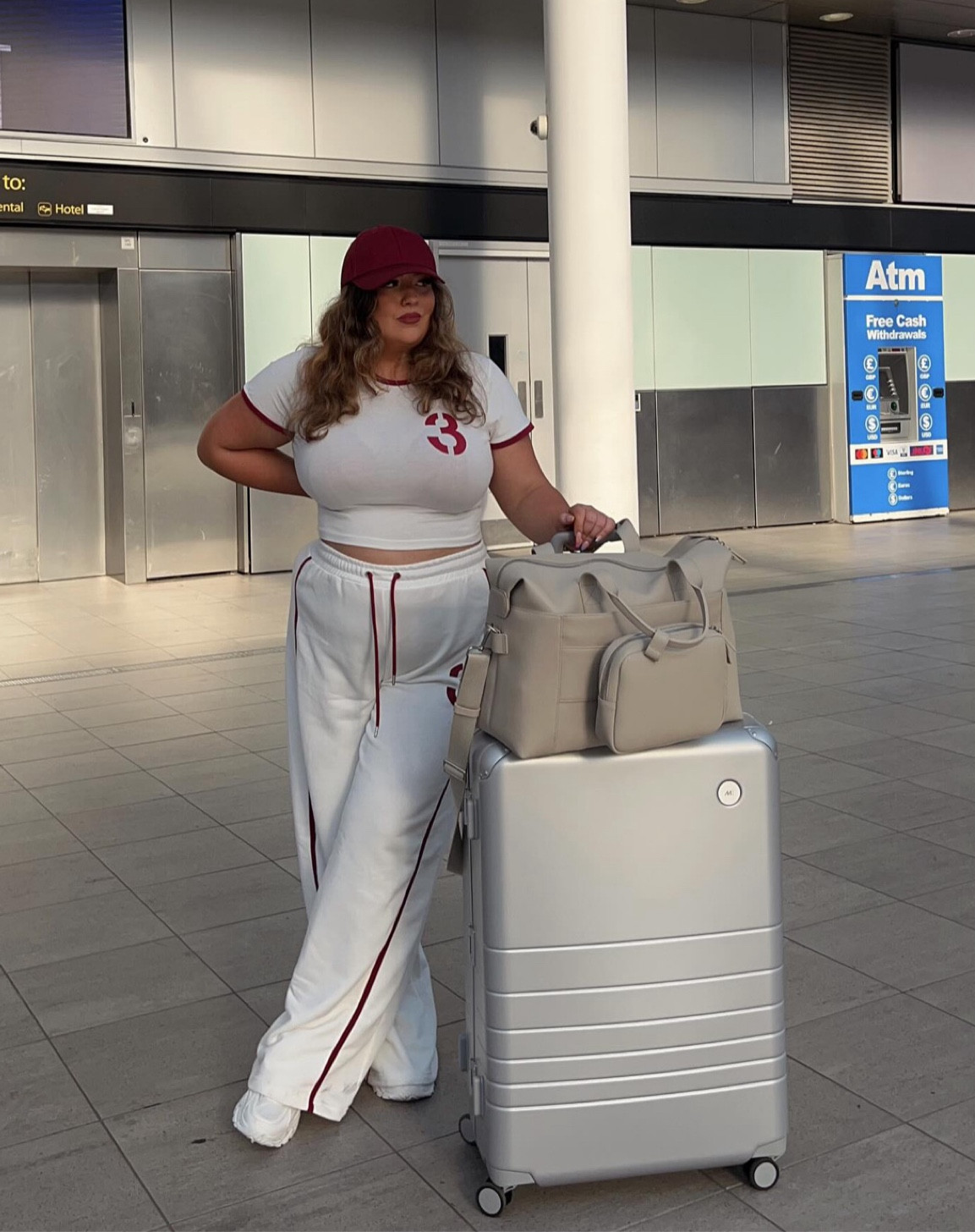 The perfect airport outfit for this summer ✈️✈️✈️✈️✈️✈️✈️












1. #AirportFashion
2. #TravelStyle
3. #AirportOutfit
4. #TravelOOTD
5. #AirportLook
6. #TravelEssentials
7. #ComfyTravel
8. #TravelChic
9. #JetSetStyle
10. #TravelInStyle
11. #FlyInStyle
12. #TravelOutfit
13. #WanderlustFashion
14. #FashionOnTheGo
15. #ReadyForTakeoff


#LTKtravel #LTKplussize #LTKsummer