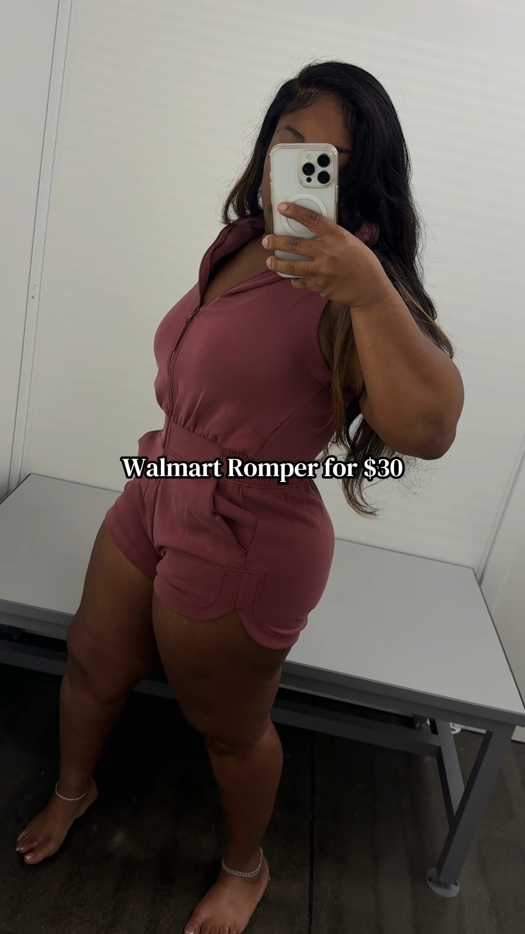 Fit for $30??? This too good! It comes in 4 different colors! I’m wearing a size small. The material is soft and stretchy 🤏🏽✨

#LTKootd #LTKMidsize #LTKPetite