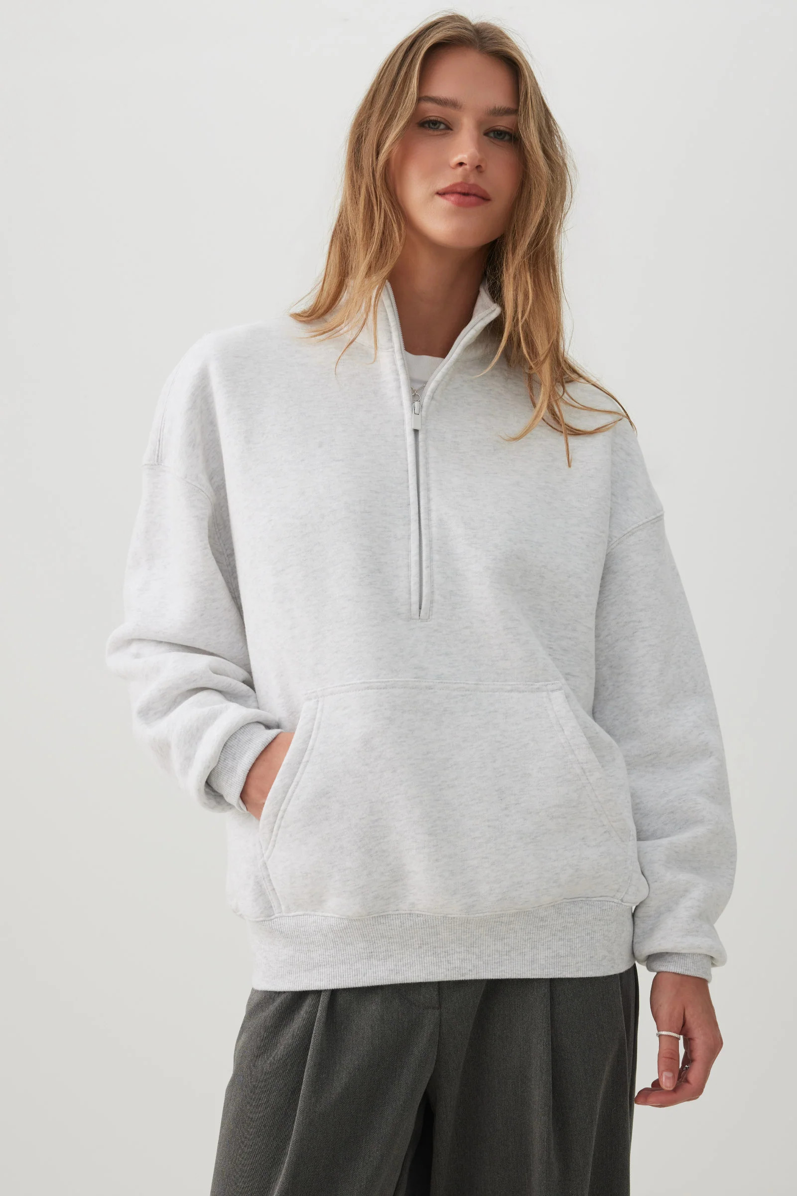MADESOFT™ Fleece Oversized Half Zip Sweatshirt Oyster | Ardene Canada | Ardene US