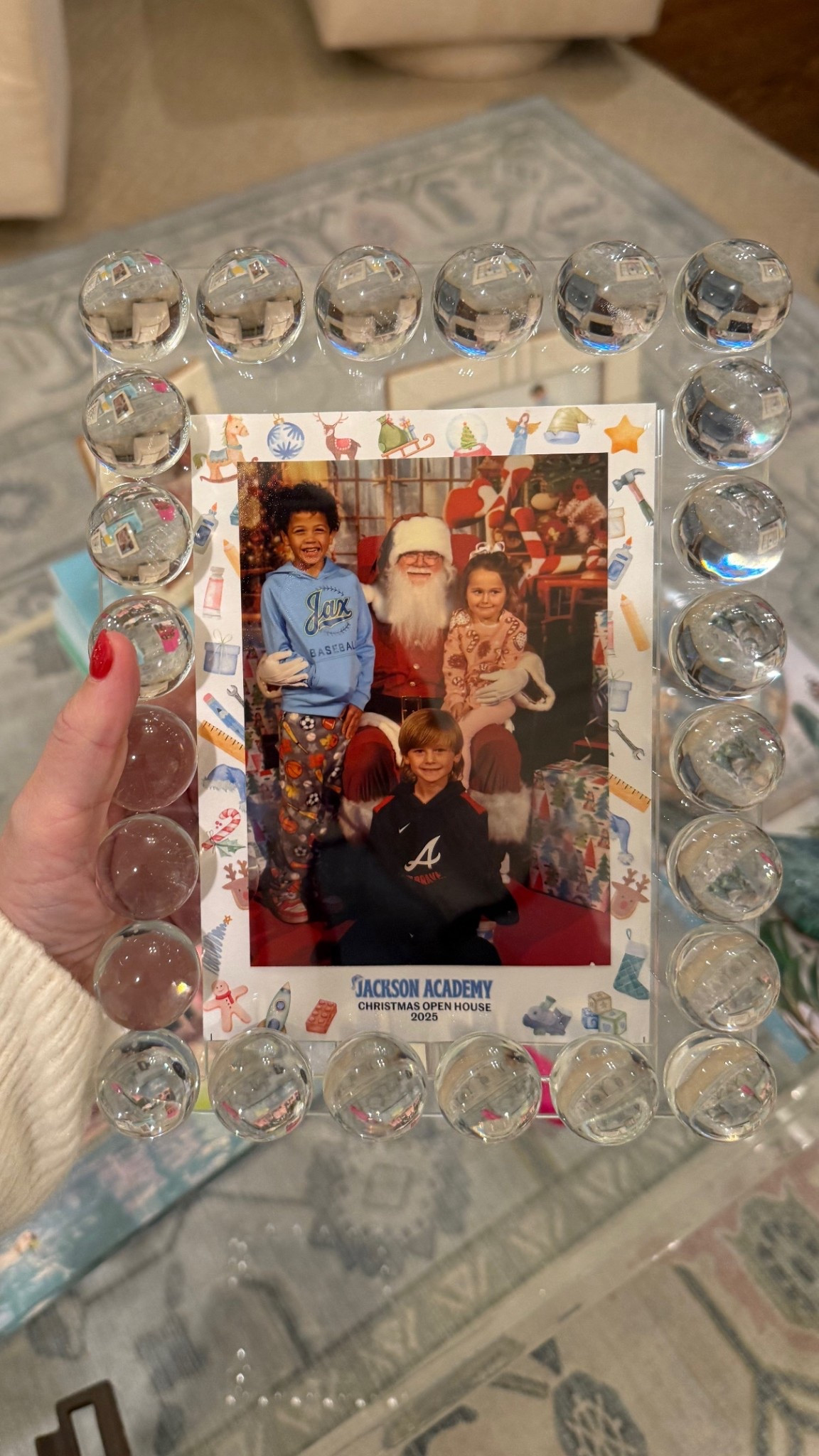 frame looks soo expensive!!!

#LTKGiftGuide #LTKHoliday