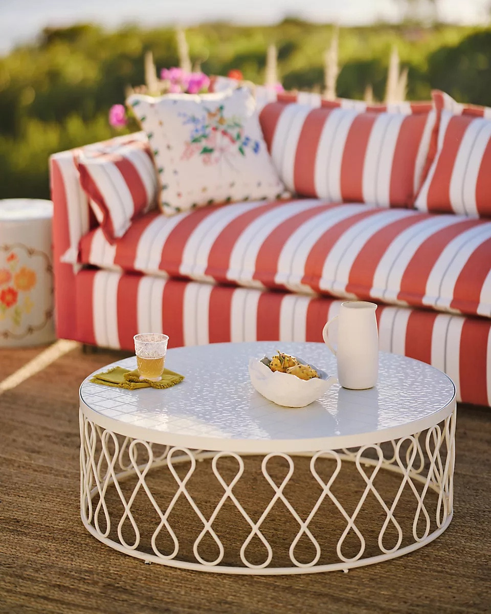 Outdoor Coffee Table, outdoor furniture, outdoor finds 

#LTKHome #LTKSaleAlert