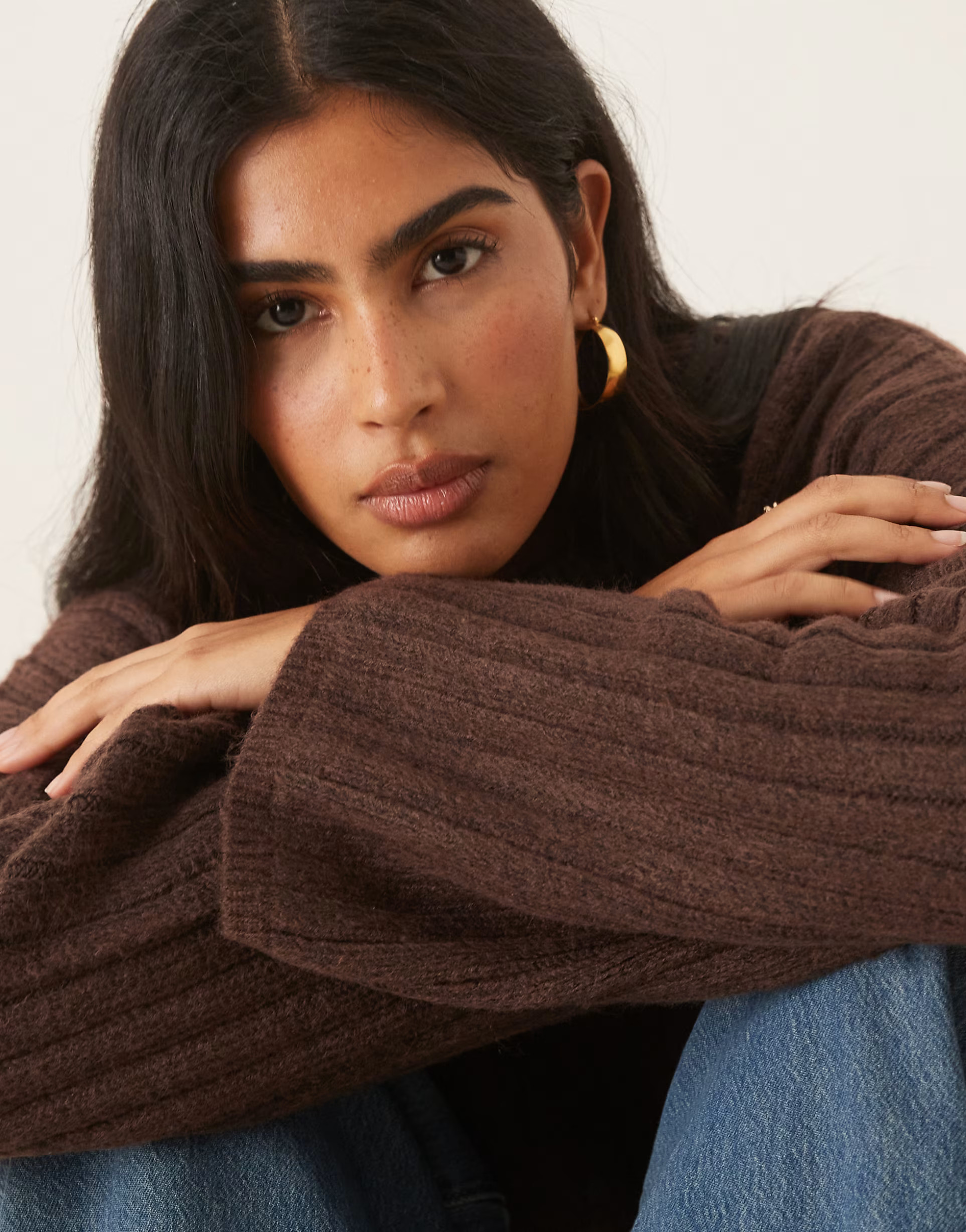 ASOS DESIGN longline crew neck jumper in rib in chocolate | ASOS (Global)