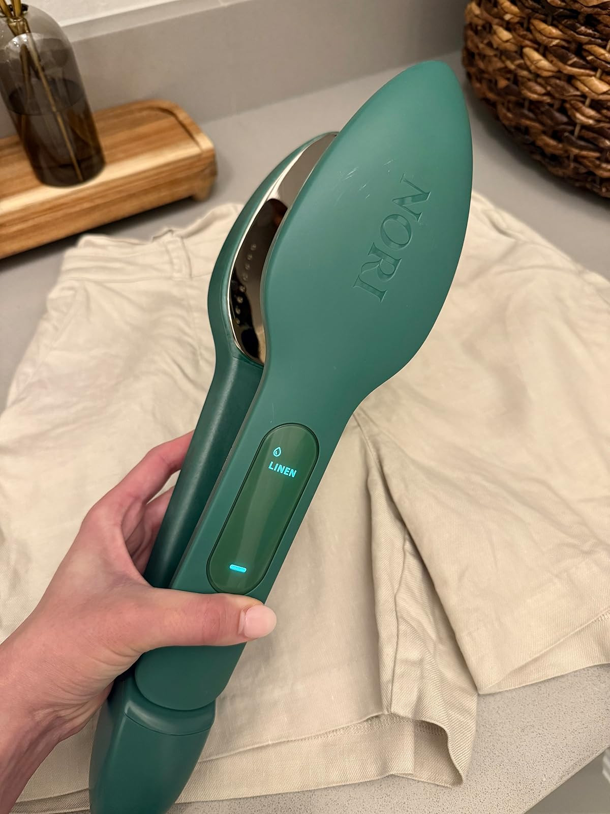 This travel iron is so nifty and useful!! I take this with me when I leave town and it comes in handy so often 👏🏼✨

#traveliron #travelgadgets #clothesiron #portableiron #travelaccessories
 

#LTKgrwm #LTKdayinmylife #LTKTravel