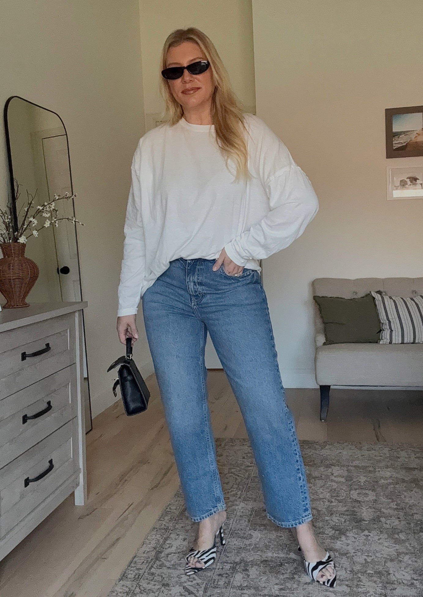 #jeans #tee #easyoutfit 

#LTKdayinmylife #LTKgrwm #LTKootd