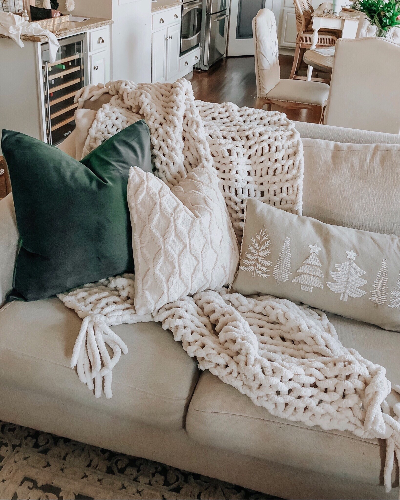 Simple holiday home decor, target Christmas, amazon holiday decor, linking more similar pieces to shop

#LTKSeasonal #LTKhome #LTKHoliday