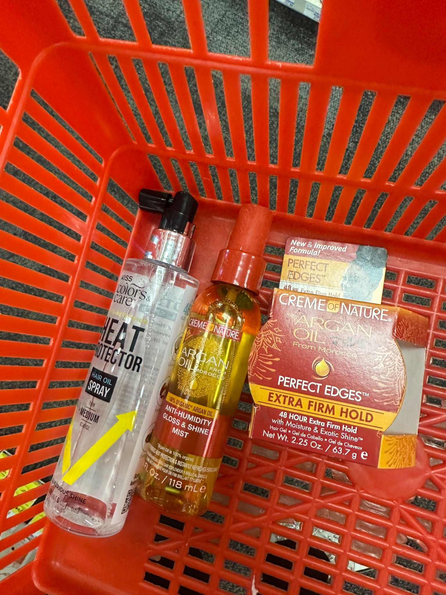 ✨ Between my @cvspharmacy run and the magic hands of Erica, my hair stays shiny and healthy thanks to the amazing hair care selection at CVS! ✨ Whether it’s hydrating treatments or styling essentials, CVS has all the goodies I need to keep my strands looking fab and feeling strong. 🛍️💇🏽‍♀️

#ad #cvspharmacy #cvspartner #cvshaircare #HealthyHairDays #ShineOn #HairCareRoutine