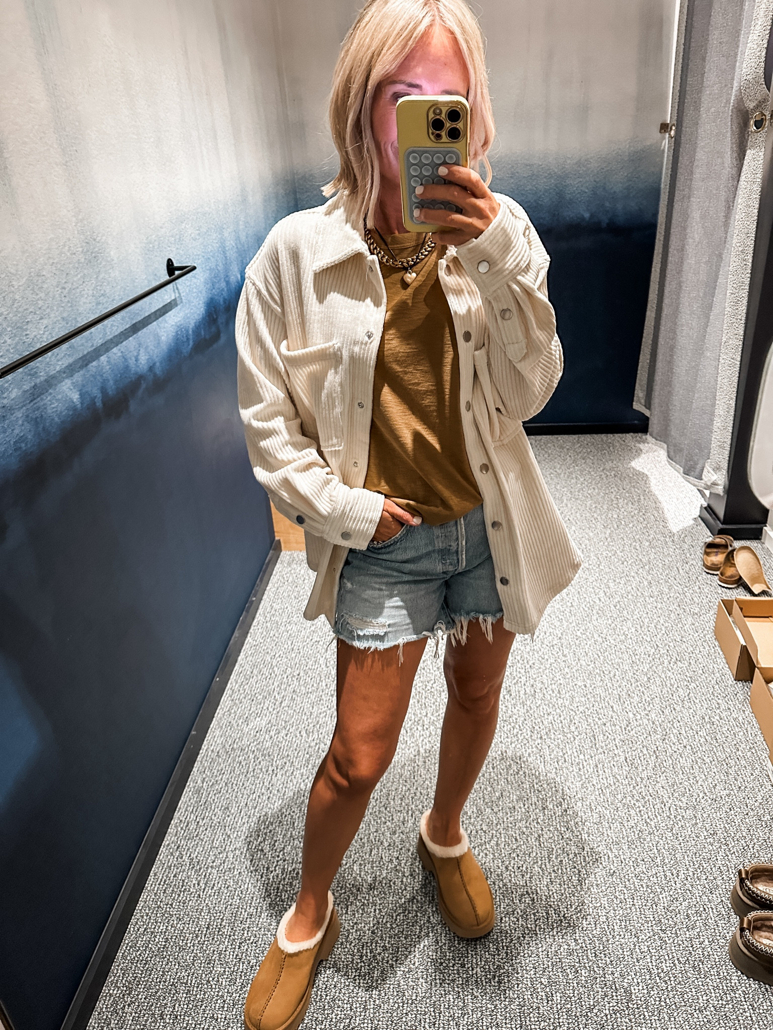 Fall outfit
Uggs


#LTKShoeCrush #LTKStyleTip #LTKOver40