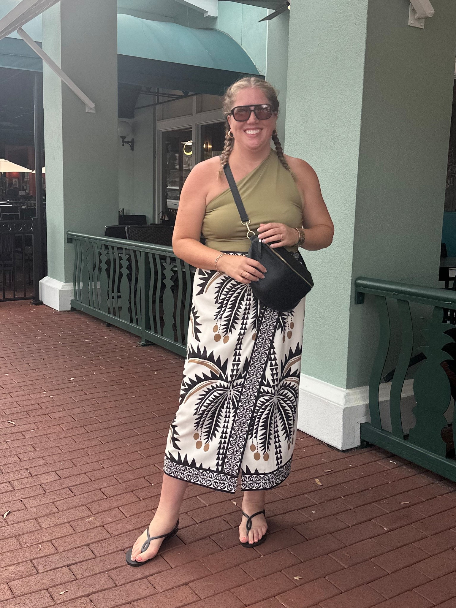 Holiday/vacation outfit 

#LTKsummer #LTKuk #LTKmidsize