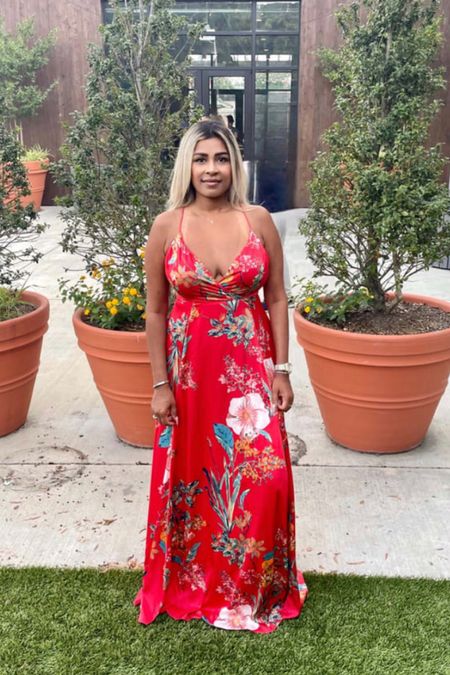 This red floral wedding guest dress is perfect for summer wedding guests and destination weddings.

#LTKwedding #LTKunder100 #LTKcurves