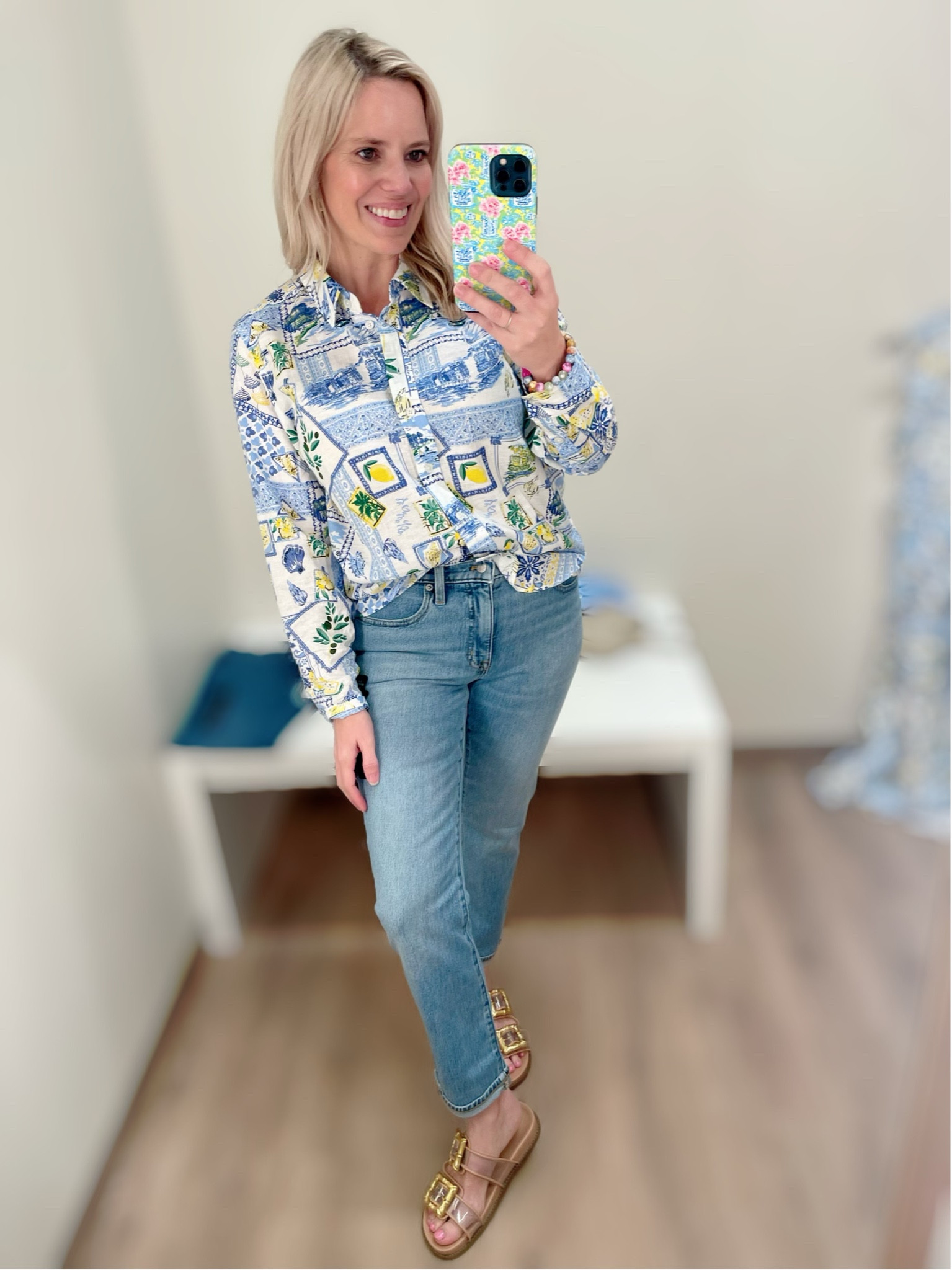 Linen blend button down top, lemon print top, boyfriend jeans 

#LTKFindsUnder100 #LTKFindsUnder50 #LTKOver40
