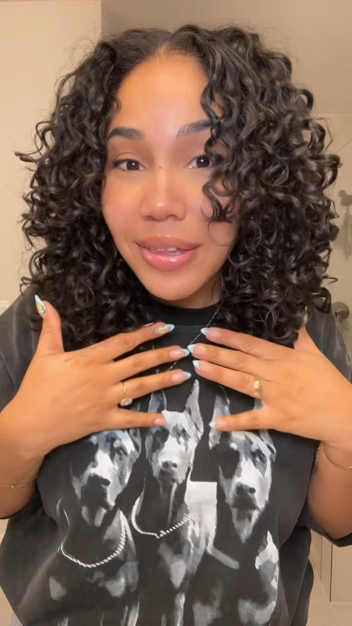 Natural curly hair routine using Pattern Beauty 💁🏽‍♀️✨

If you’re looking for a simple wash day routine for defined, hydrated, frizz-free curls, this combo has been sooo good to me. I let my curls air dry (no heat) and just fluffed them out — this is how they turned out 🤍

Products used for this curly hair routine:
• Pattern Hydration shampoo + conditioner
• Pattern Leave-in conditioner
• Pattern Curl gel for definition
• Pattern Mousse for volume + hold
• Finished with Kérastase frizz control for extra smoothness

Perfect for:
✔️ natural curls routine
✔️ wash day products for curly hair
✔️ frizz control for humid weather
✔️ soft, defined curls without heat styling

Honestly… I rushed this routine and it still came out like this 😭 so now I need y’all to rate it 😂

#curlyhairroutine #patternbeauty #naturalhaircare #curlyhairproducts #washdayroutine #airdrycurls #frizzfreehair #definedcurls #haircarefavorites #ltkbeauty


#LTKBeauty #LTKgrwm