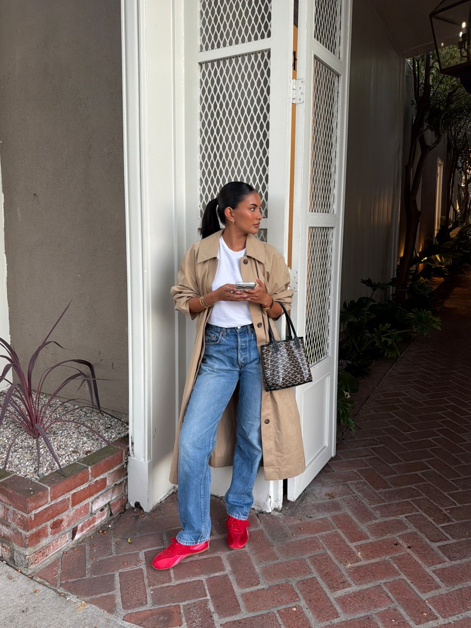 Pops of red! @reebok #reebokpartner

#LTKFindsUnder100