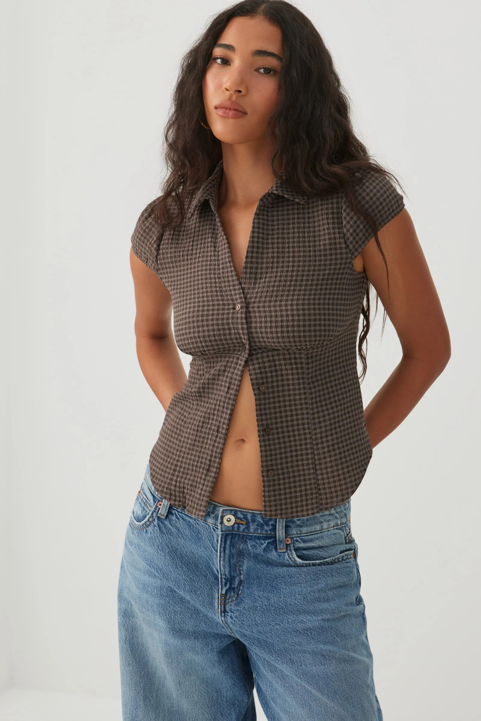 Chemisier smock\u00e9 \u00e0 mancherons Brun | Ardene Canada | Ardene Canada