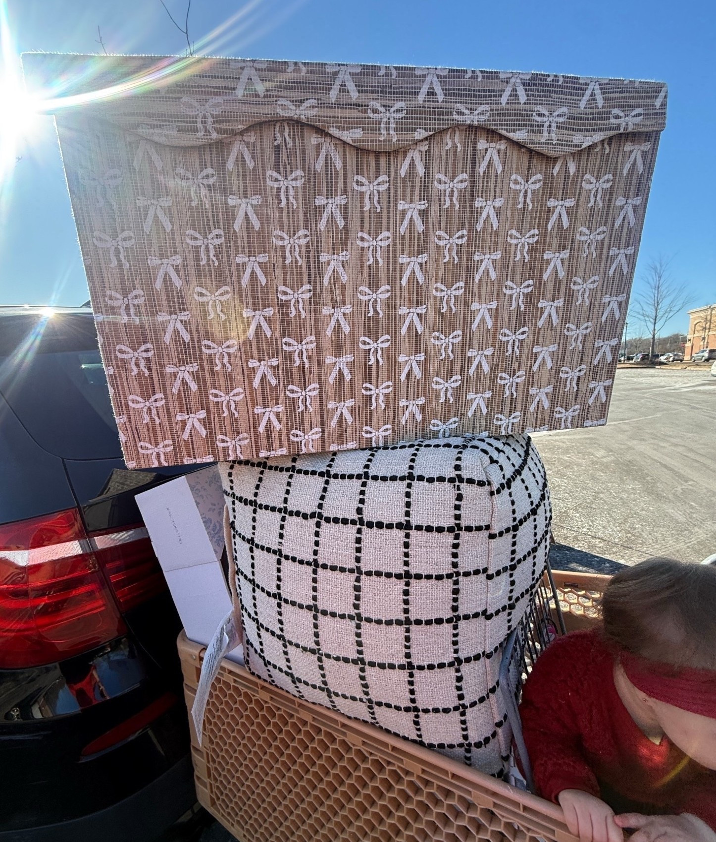 Got a little carried away at Home Goods…

Does this bow tie trunk is giving LoveShackFancy vibes or is it just me? 

#loveshackfancy #homegoods #housedecor

#LTKGiftGuide #LTKHoliday