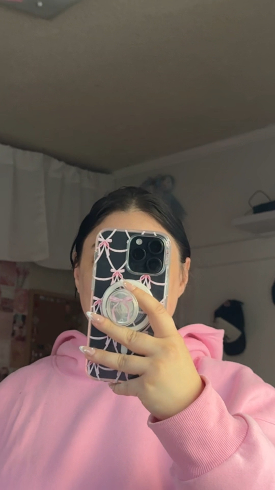 The cutest pink bow phone case by pop socket