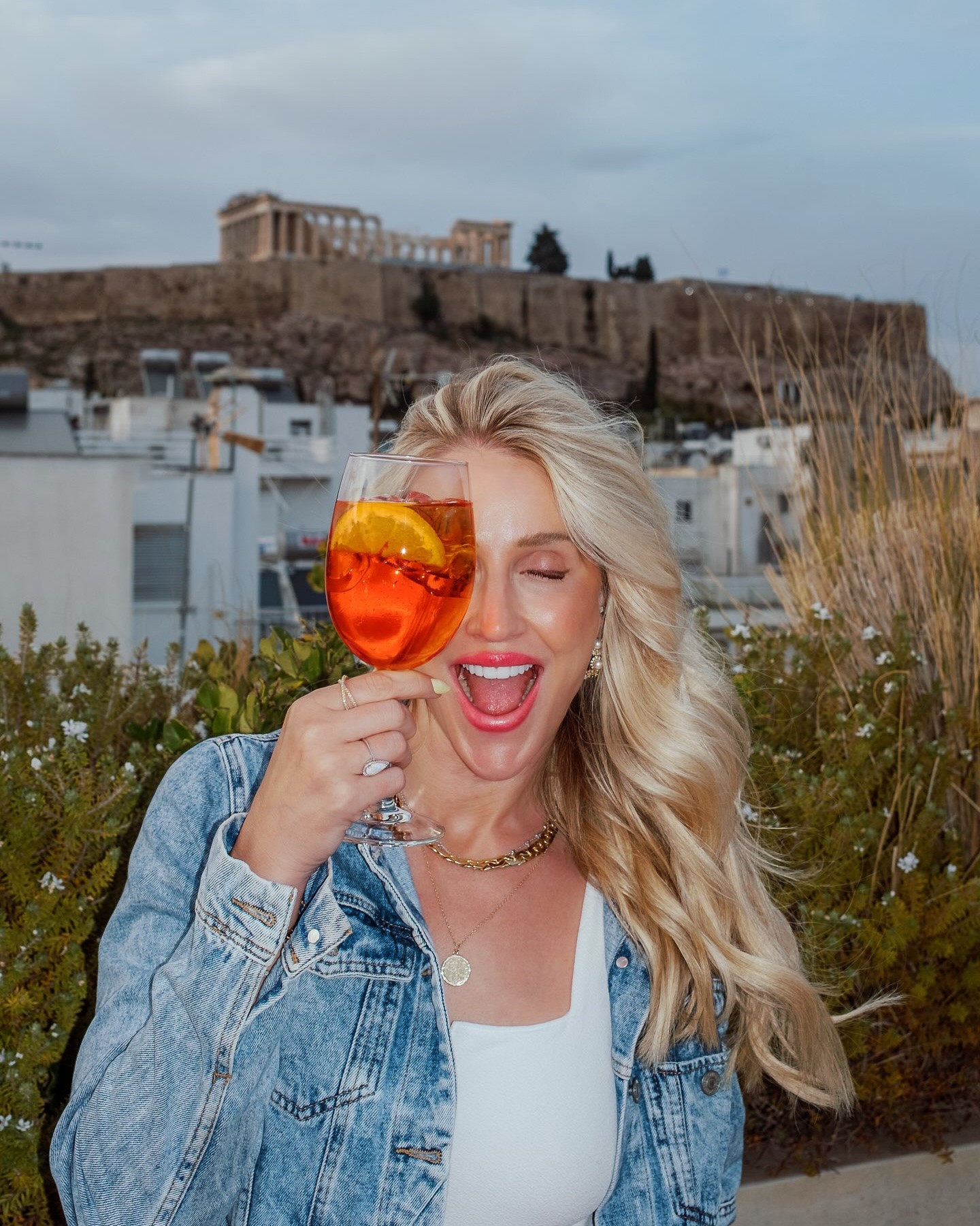 If you’re taking advantage of a last minute summer trip- here’s everything I wore in Greece! Just comment SHOP below and I’ll send you links to everything. 

Which outfit would YOU wear??

#summertravel #ltksummer #eurosummer