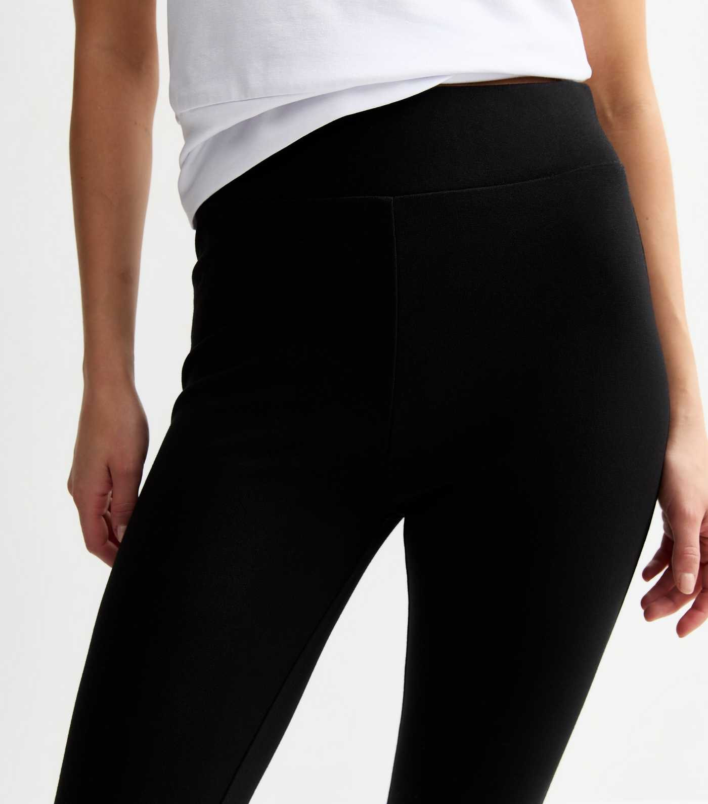 Black Capri Split Hem Leggings | New Look | New Look (UK)