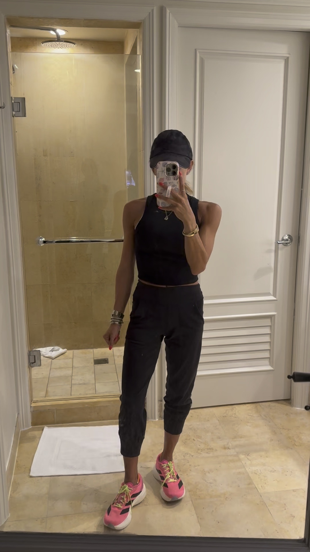 My favorite joggers size 0 or 2 ribbed tank xs sneakers on sale travel outfit

#LTKootd #LTKSaleAlert #LTKTravel