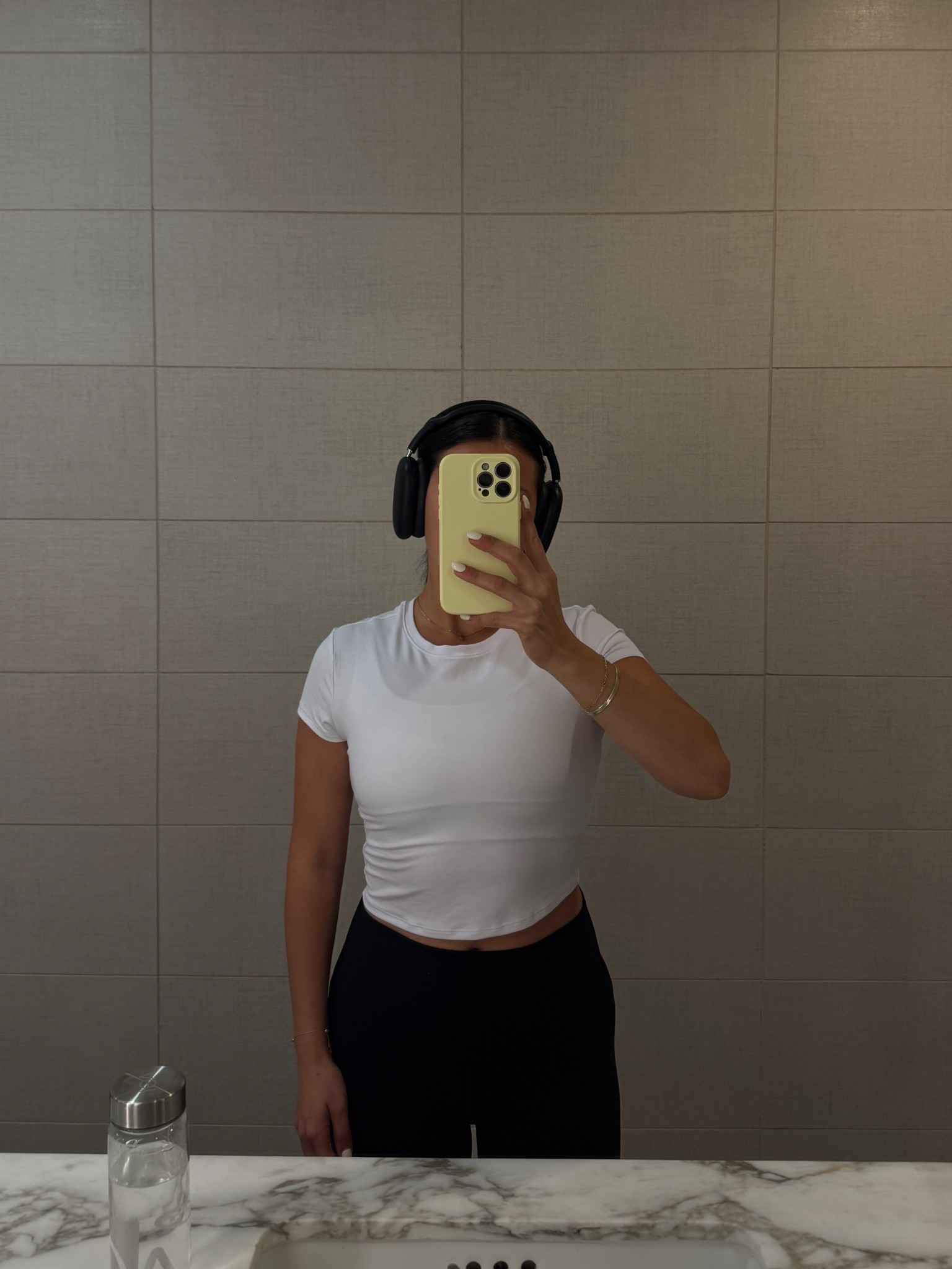 best cropped workout tee 

#LTKootd #LTKgrwm #LTKActive