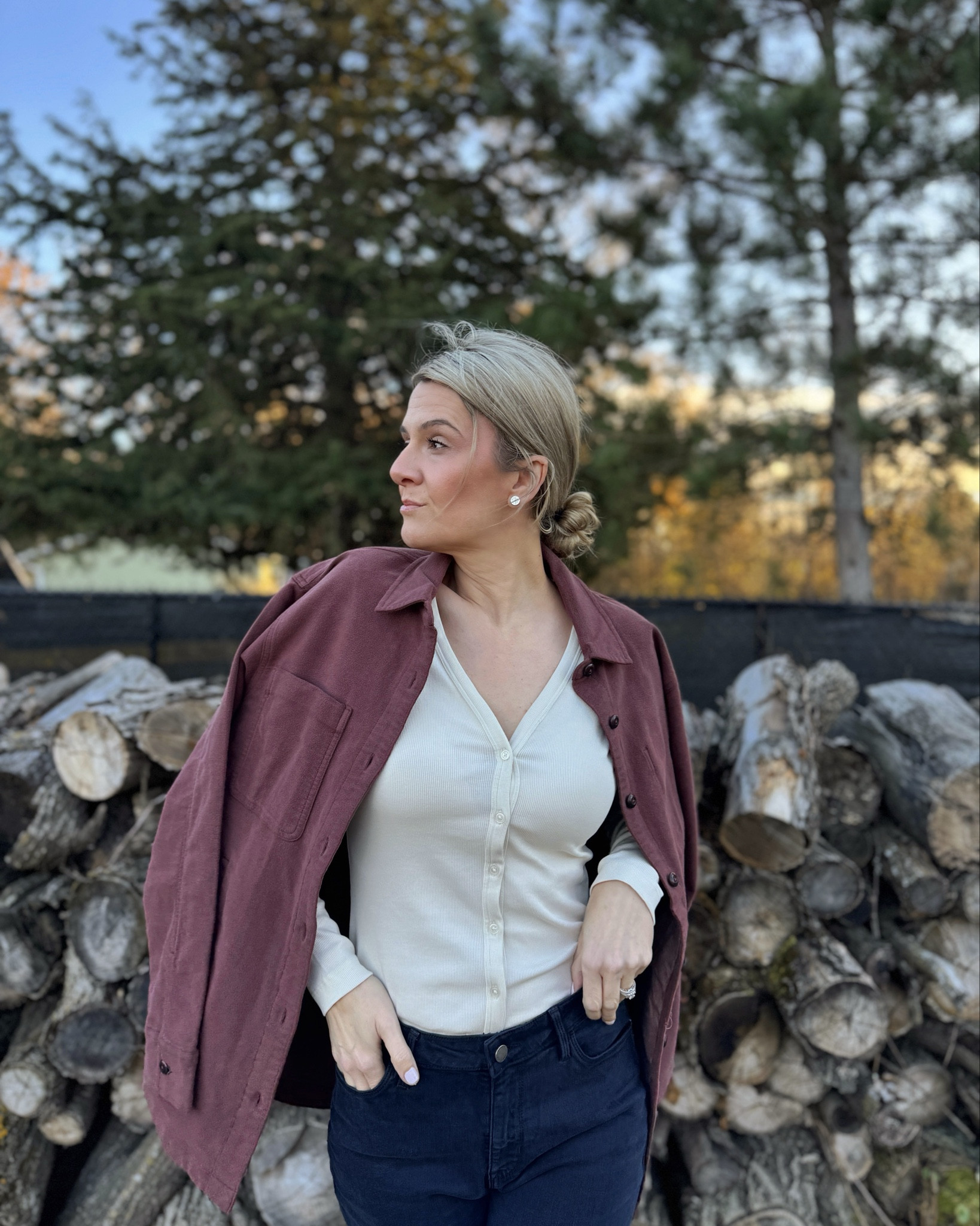 Trying DUER for the first time and officially get the hype. 👖✨
Their jeans feel like everyday denim but wear like performance pieces — stretchy, breathable, and actually comfortable for real life.
If you’re looking for denim that moves with you (school runs, errands, travel… all of it), these are worth checking out.
Shop my DUER picks below.

#LTKmomlife #LTKootd #LTKWorkwear