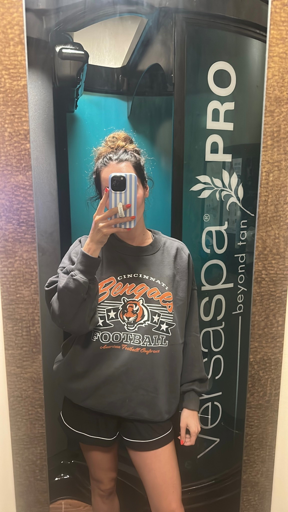 8/29/25
Spray tan OOTN
Abercrombie find 
NFL
Football
Cincinnati Bengals 

Loopy code carolinelawley for 10% off

#LTKFindsUnder100