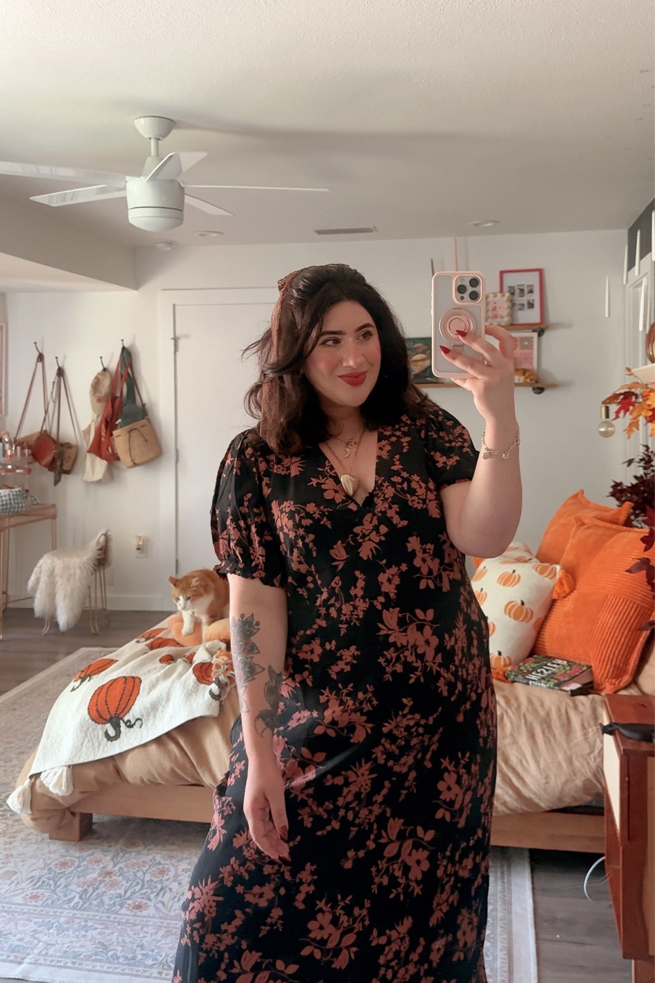 Dress is on sale for $26 today! 🧡🧡