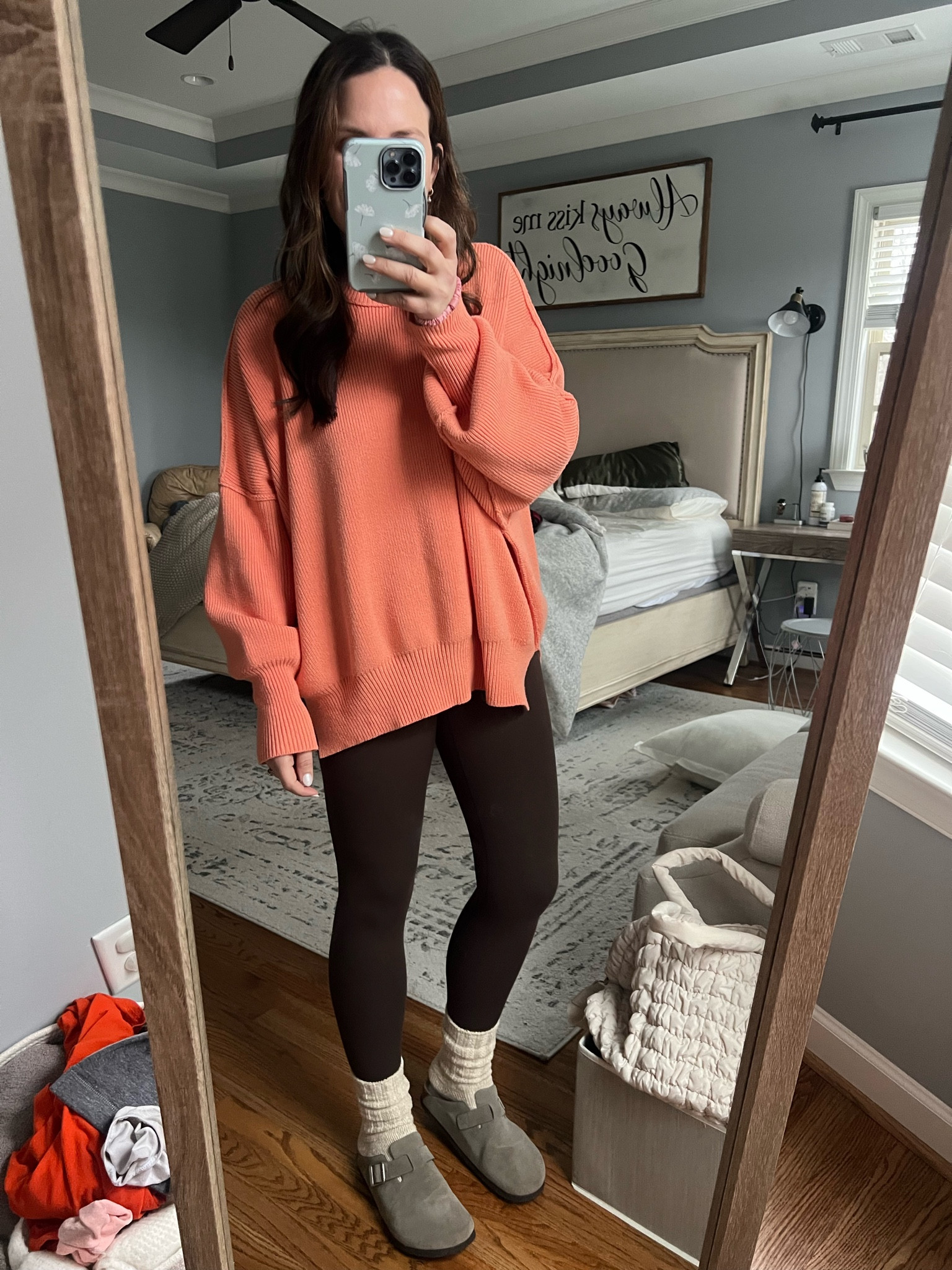 My favorite cozy look! The BEST oversized sweater and my favorite amazon leggings in this on trend chocolate brown!

Top: XS
Leggings: small
Shoes: size up 

#LTKFamily #LTKStyleTip #LTKHome