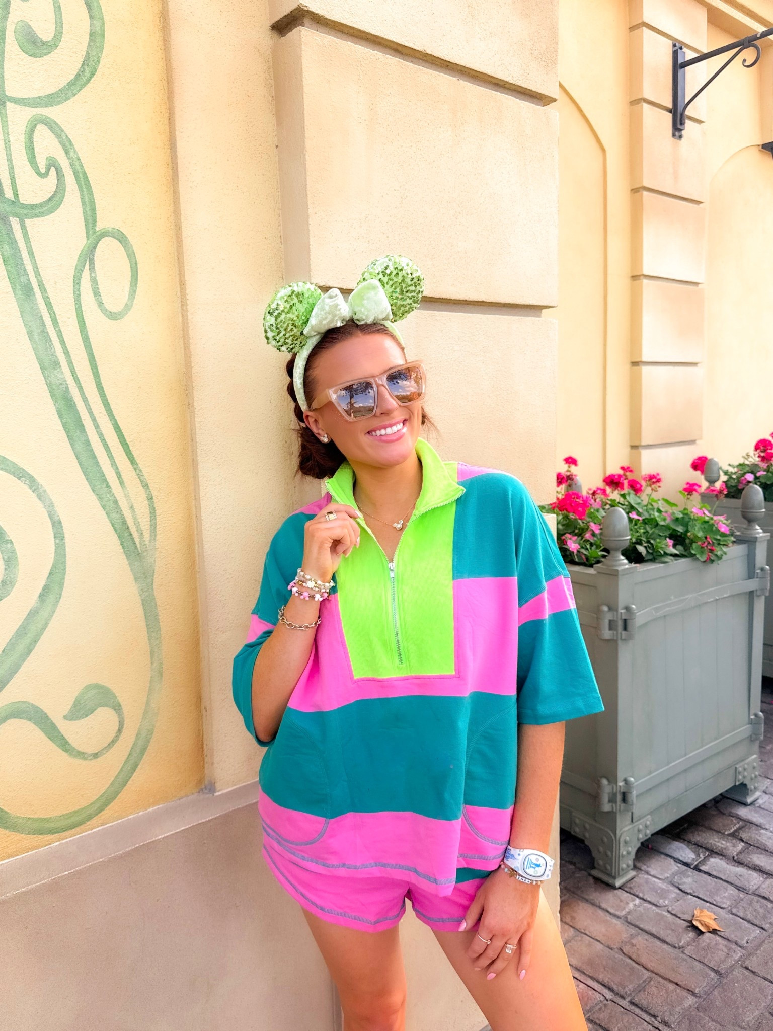 colorful disney outfit ✨🩷


disney outfit, amazon outfit, amazon set, disney world, epcot outfit 

#LTKFindsUnder100 #LTKFindsUnder50 #LTKootd