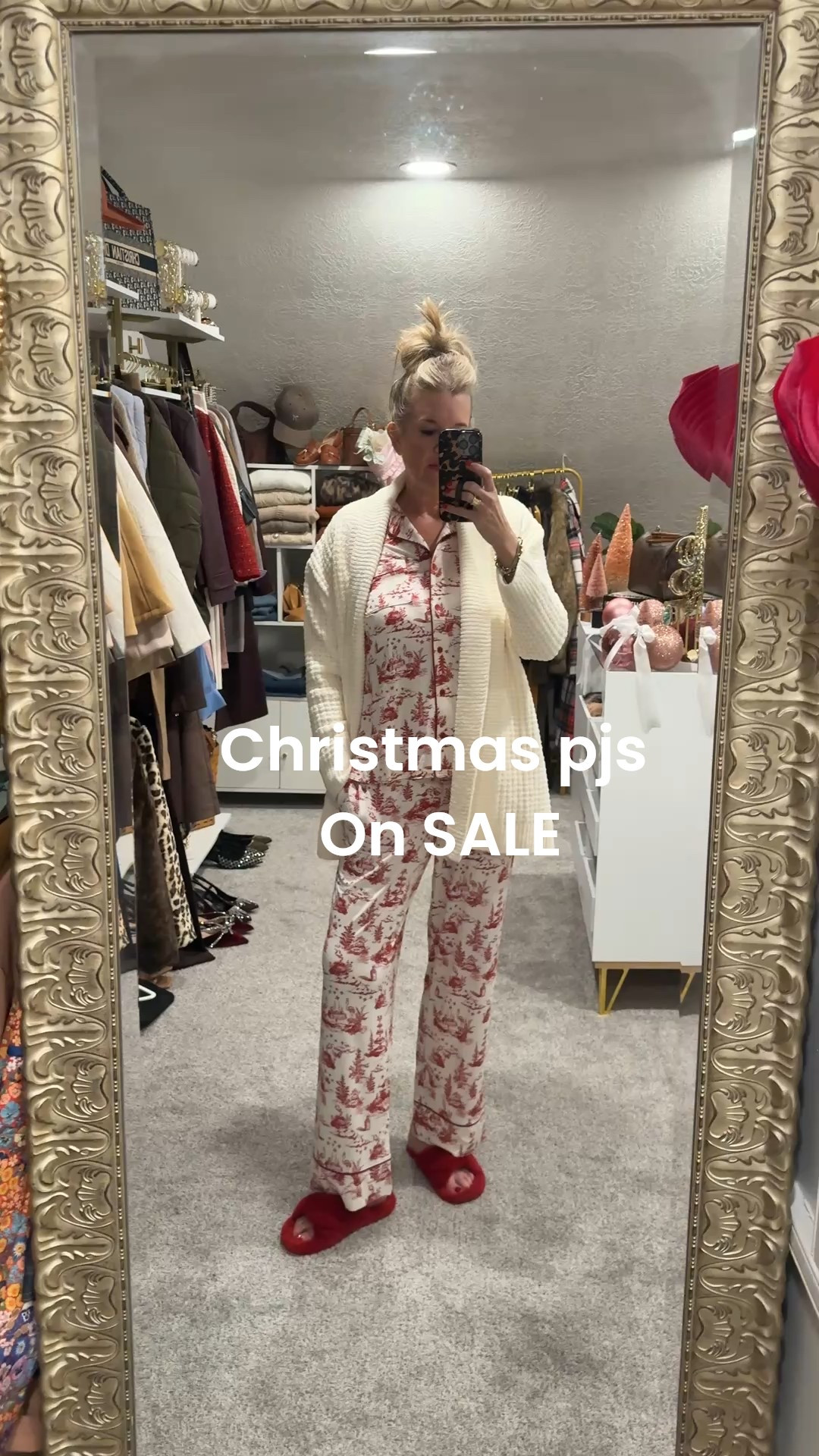 🚨Sale

Christmas Pjs by Soma on SALE

Cool nights Red and white toile pjs. I am wearing the drawstring pull on pants with pockets and long sleeve button up top!
Super soft, you woul want to wear any other pjs.

Several patterns and colors available.

You can get in short sleeve shorts and nightshirt as well.

Fits tts I am in small 

The cozy chenille plush cardigan tts

Red fuzzy cross crosssluppers tts 

#LTKSaleAlert #LTKCyberWeek #LTKGiftGuide