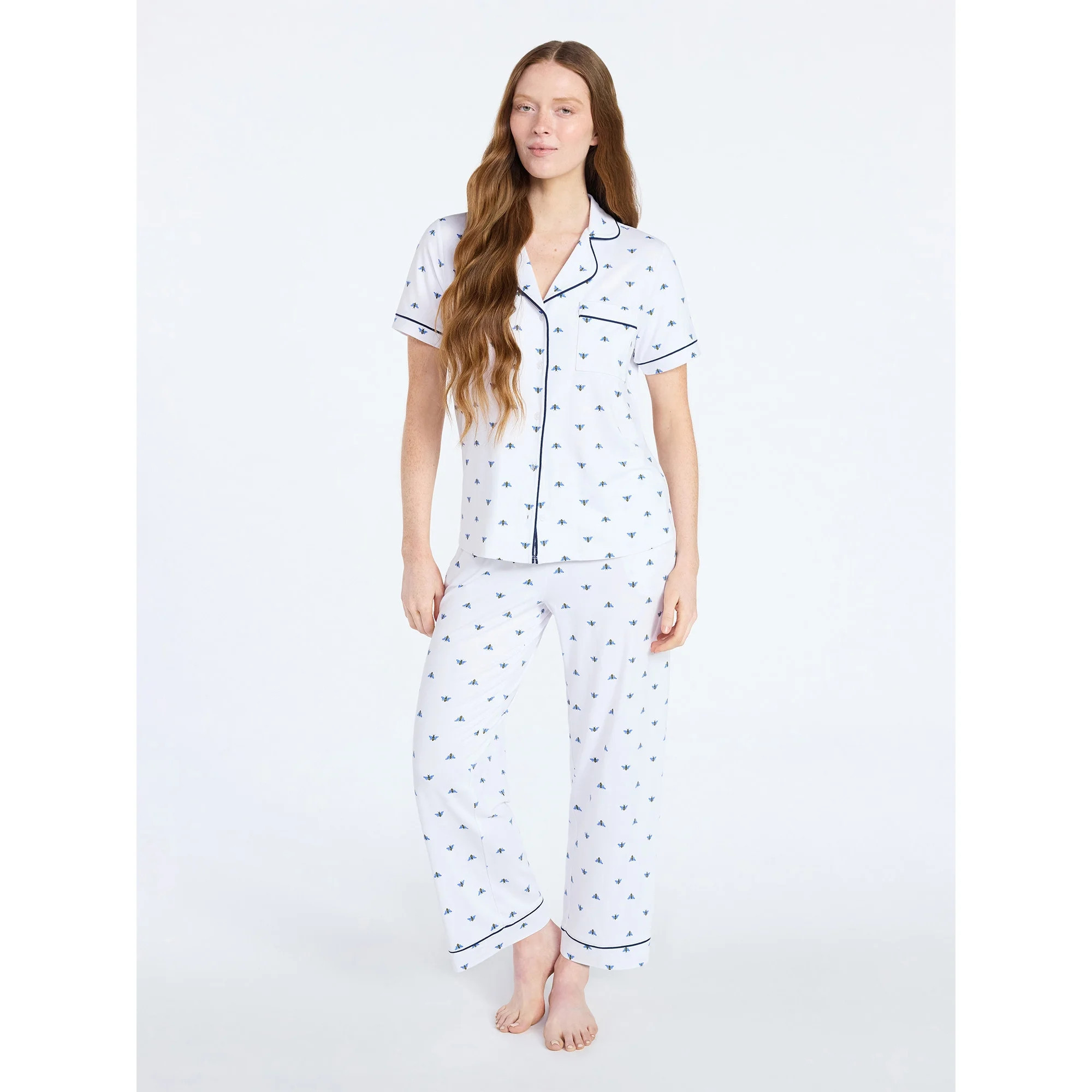 Joyspun Women's Dreamy Soft Collection Notch Collar Top and Capri Pants Pajama Set, 2-Piece, Size... | Walmart (US)