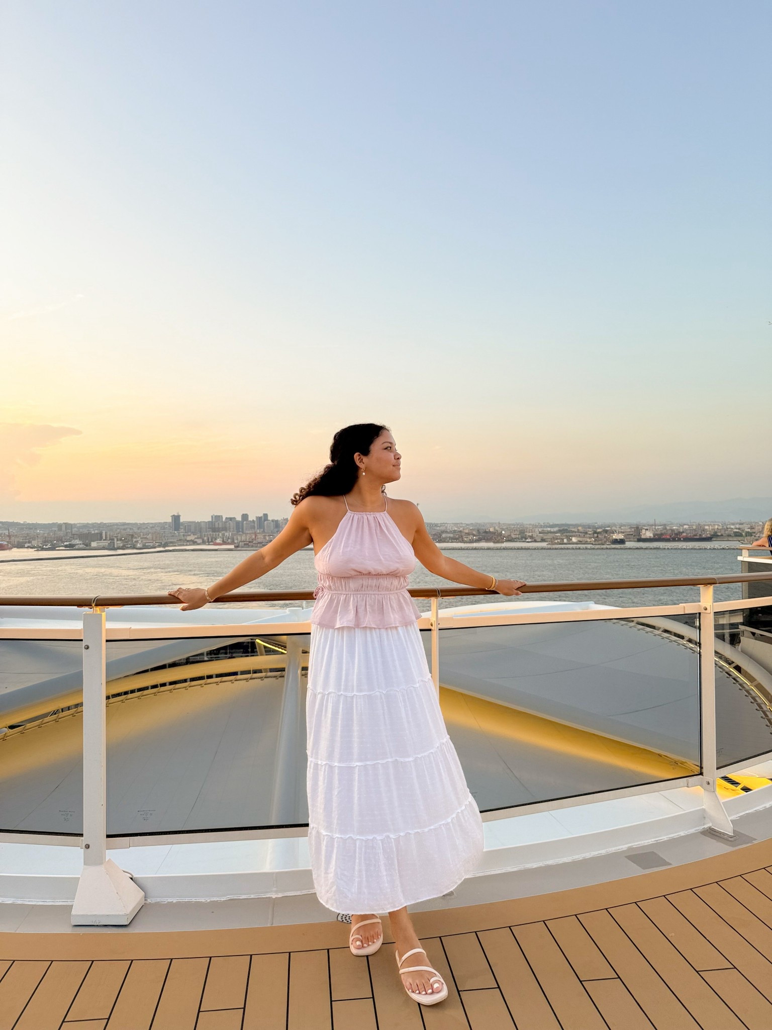 cruise sunset outfit


white maxi skirt, pink top, summer outfit, european summer outfit, casual style, crocs miami toe loop sandals

#LTKTravel #LTKStyleTip #LTKFindsUnder100