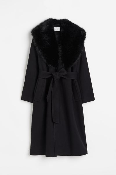 Fluffy-collared coat | H&M (UK, MY, IN, SG, PH, TW, HK)
