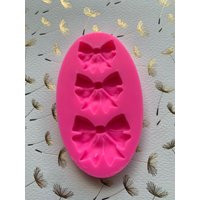 Bows Silicone Mold 3D Large Bow L 1.5"" W1.5"" D.4""Medium 1"" W1"" D.3""Small .8"" W.8"" D | Etsy (US)
