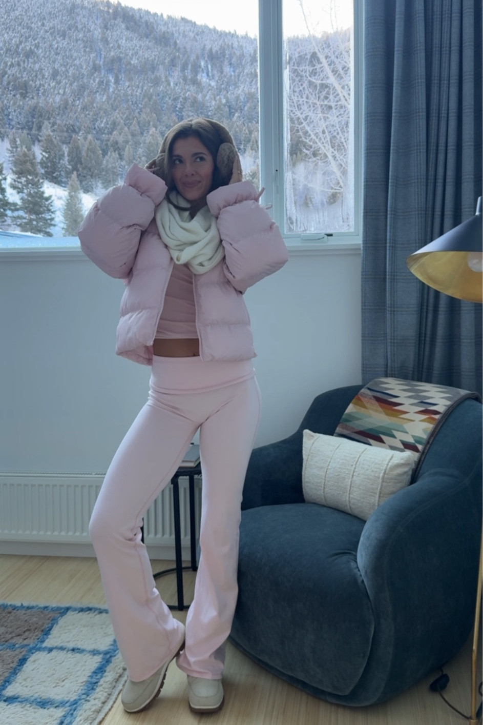 linking this all pink snow outfit from my trip to Jacksonhole! Got SO many compliments on this outfit 💕🤭

Almost all of it was from Amazon. Puffer coat was from Target and is so perfect with the bow accents. The pink activewear set is actually from Teveo but I couldnt link it here so linked something similar! 

#LTKValentine #LTKSeasonal #LTKootd