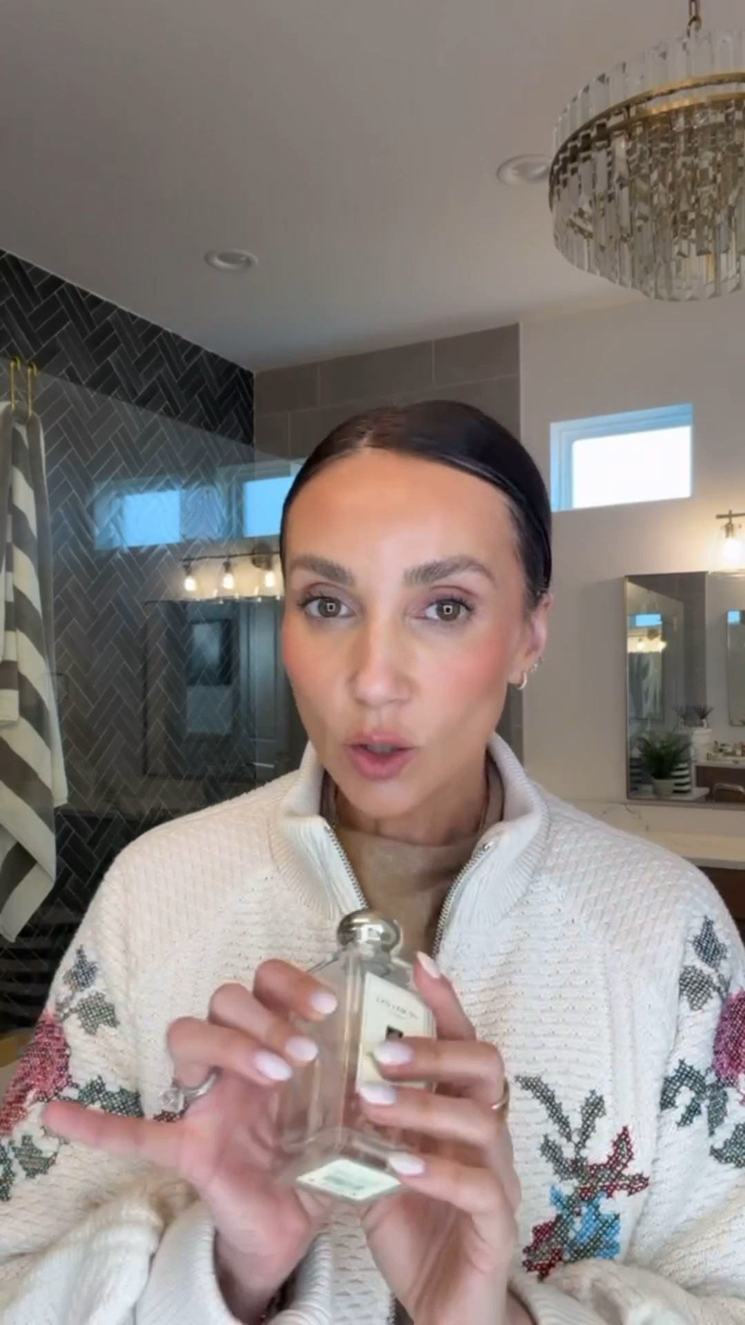 My January perfume tray.

perfume faves, how to smell good all day, long lasting perfumes, spring perfumes, winter perfumes, annabrstyle.

#LTKBeauty