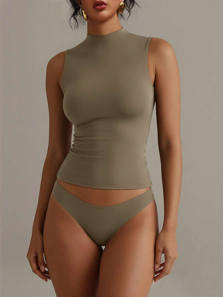 XLLAIS Crew Neck Sleeveless Solid Color Undershirt, Double-Layer Stretchy Slim Fit T-Shirt | SHEIN