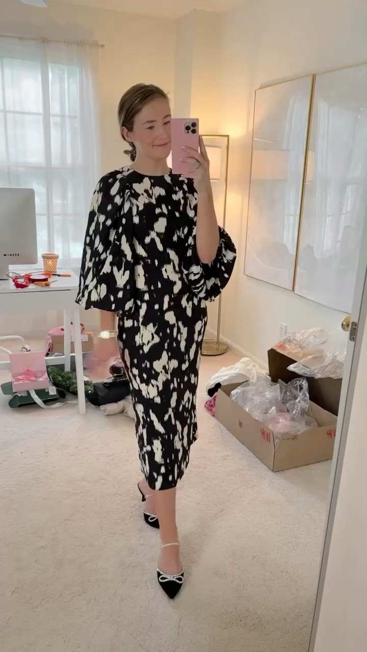 This H&M black and white bell sleeve dress would make the perfect wedding guest outfit or holiday party look! 

#LTKHoliday #LTKSeasonal #LTKbeauty