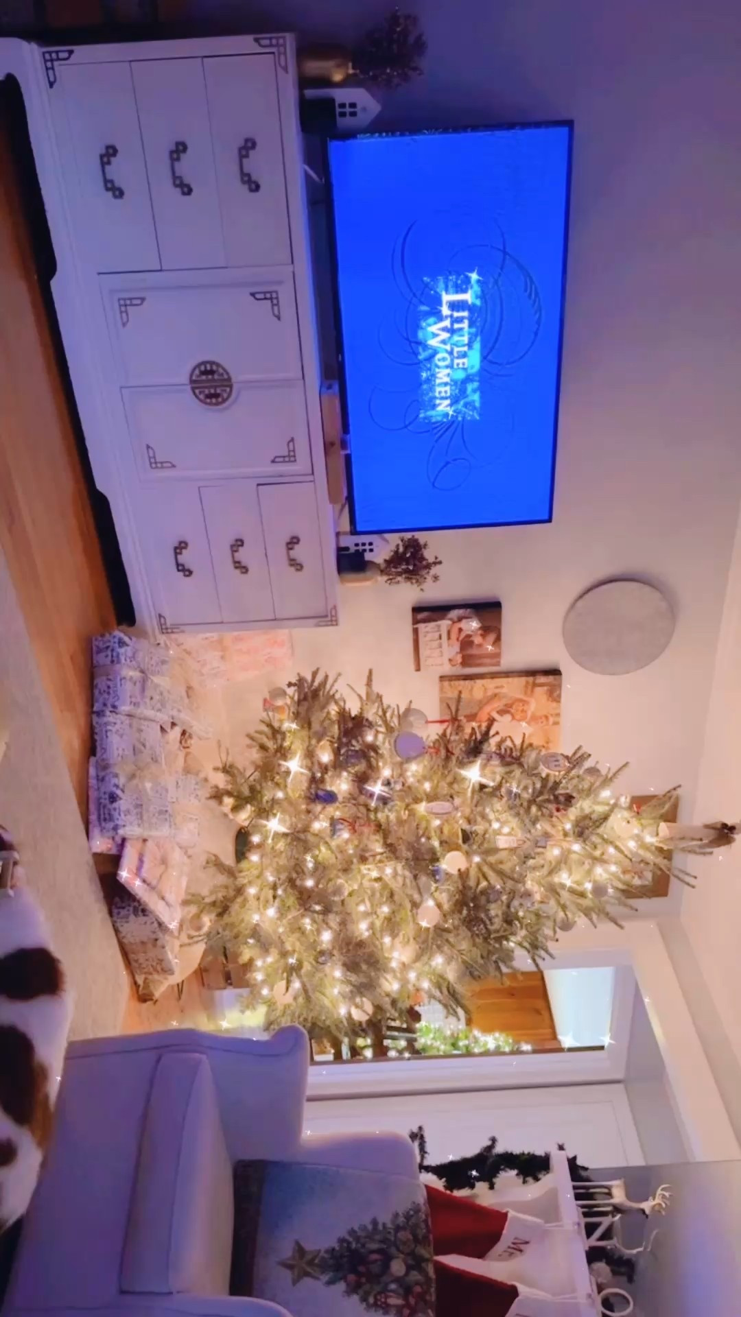 Dinner 🍽️ ready in the crockpot ❤️ and both littles still napping 💤 Calls for a Christmas Season Classic 🎄🕯️✨