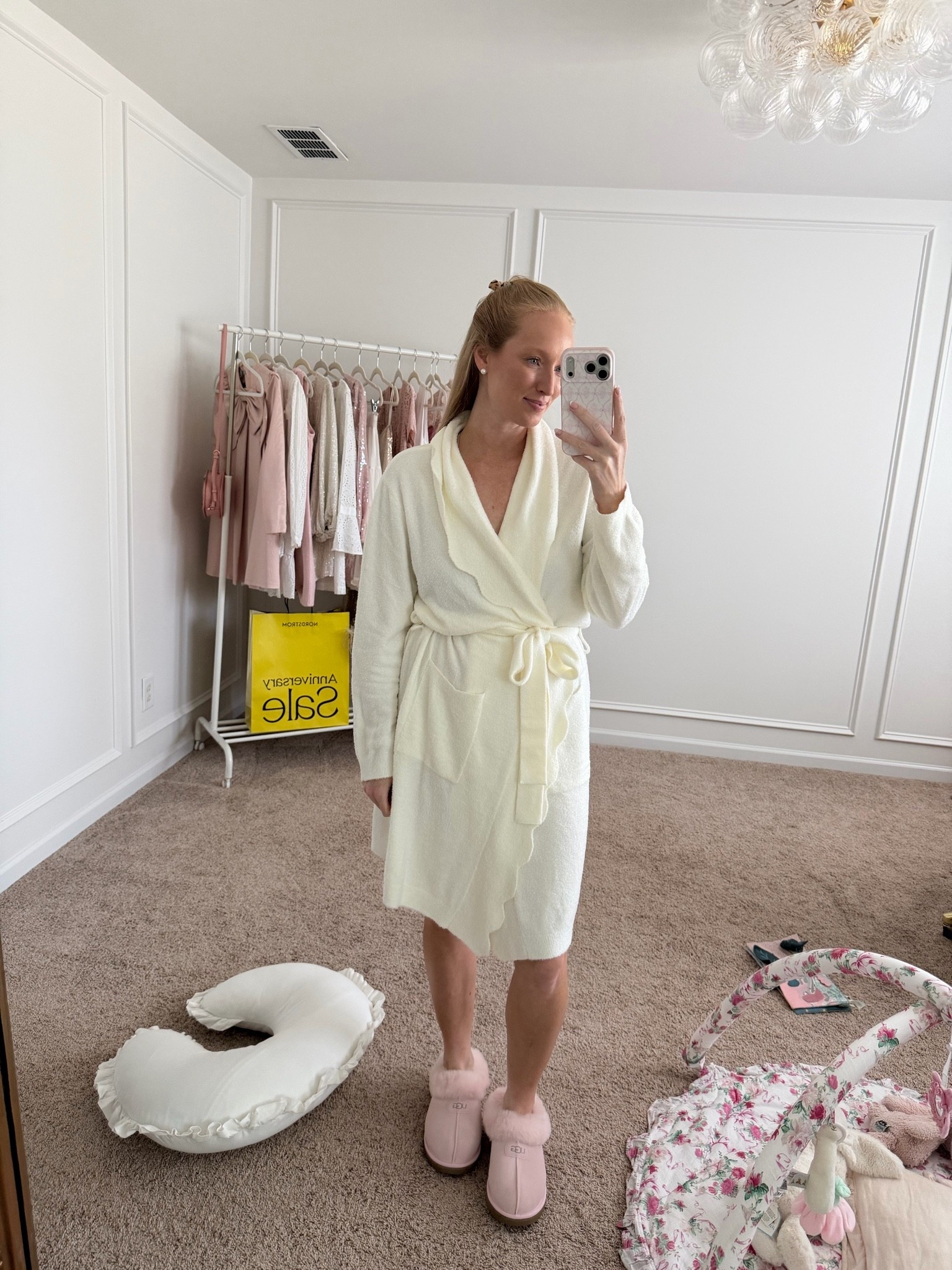 Such a cute scalloped barefoot dreams robe on sale! Makes for the perfect cozy gift for a new mom, your mom, or for yourself! I’m wearing a small/medium 

Nordstrom anniversary sale

#LTKSaleAlert