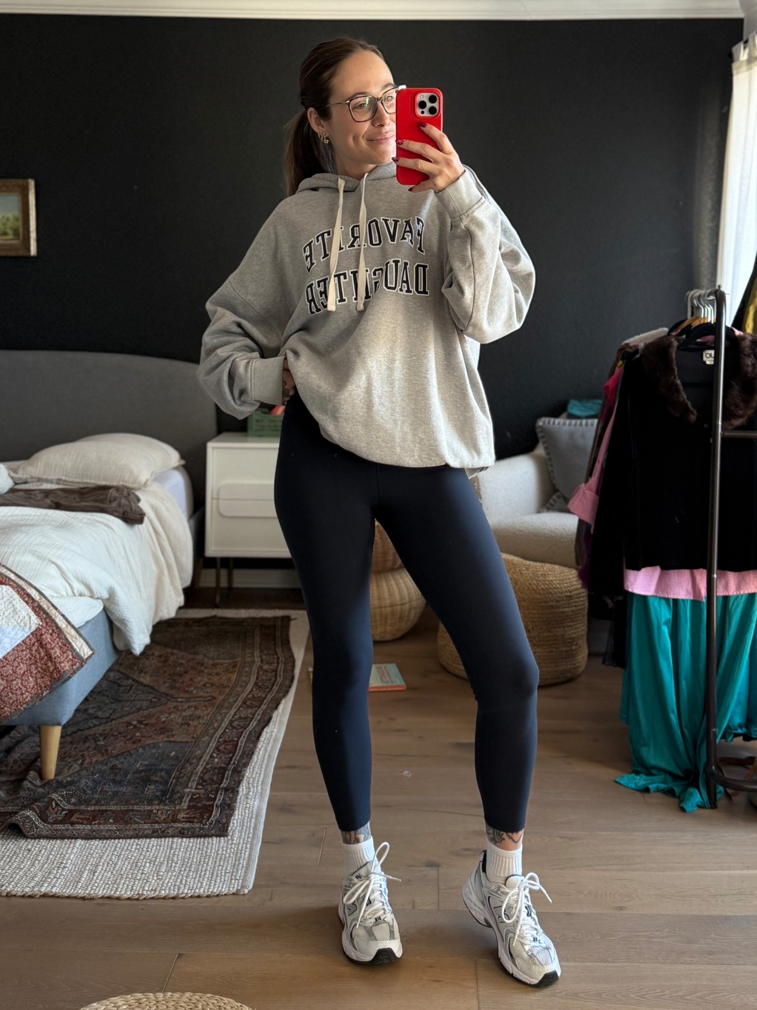 Wearing a M in leggings and XL in hoodie

#LTKTall #LTKActive #LTKmomlife