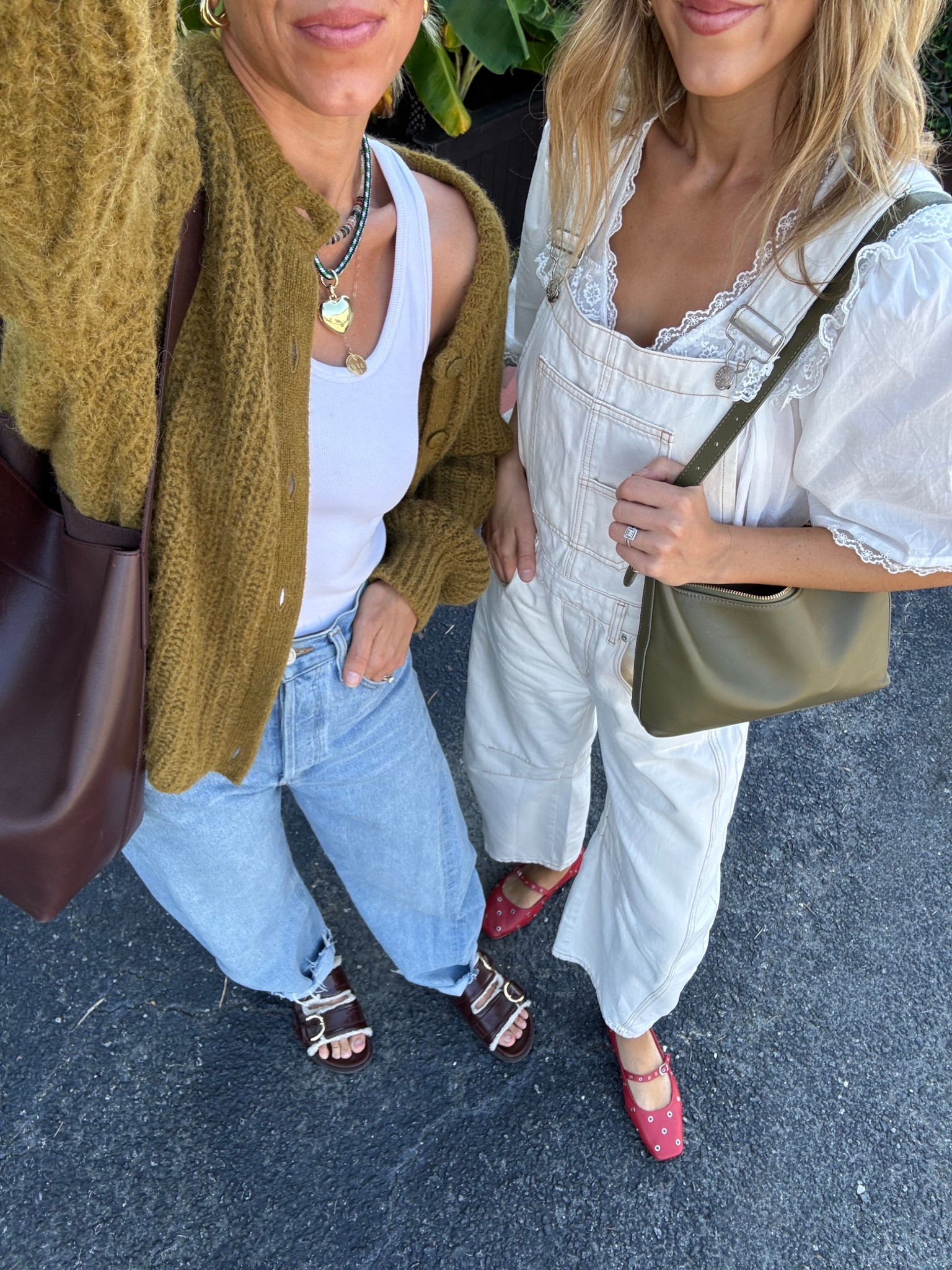 Color of sweater: bronze size medium 
Size small white top 
Size xs tank 
Size small overalls 
Tts jeans 